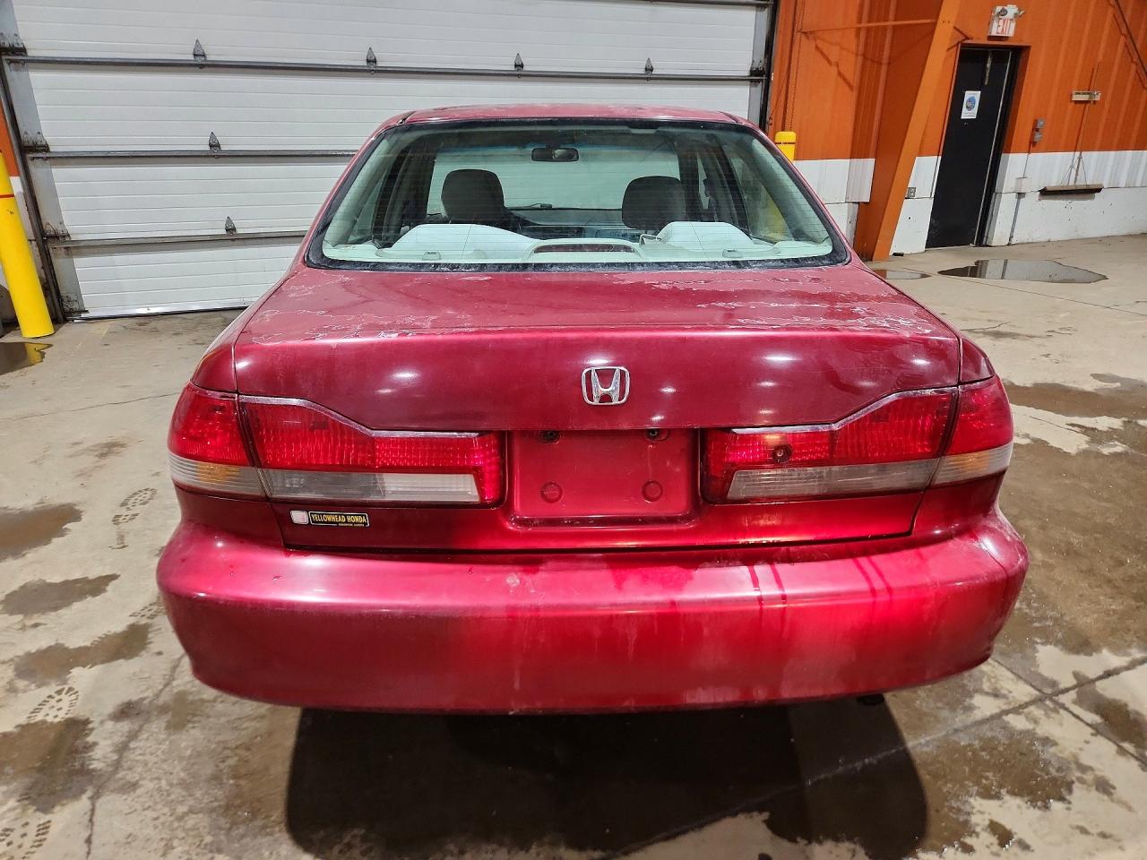 2001 Honda Accord Lx 4dr Красный vin: 1HGCG56491A804598