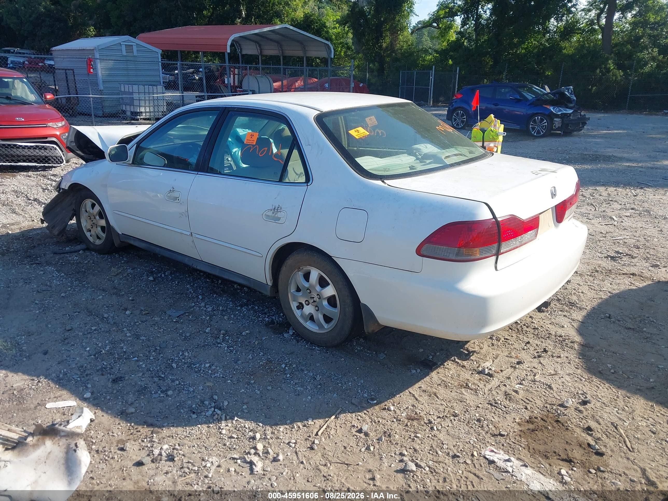 2002 Honda Accord 2.3 Lx Белый vin: 1HGCG56492A081174