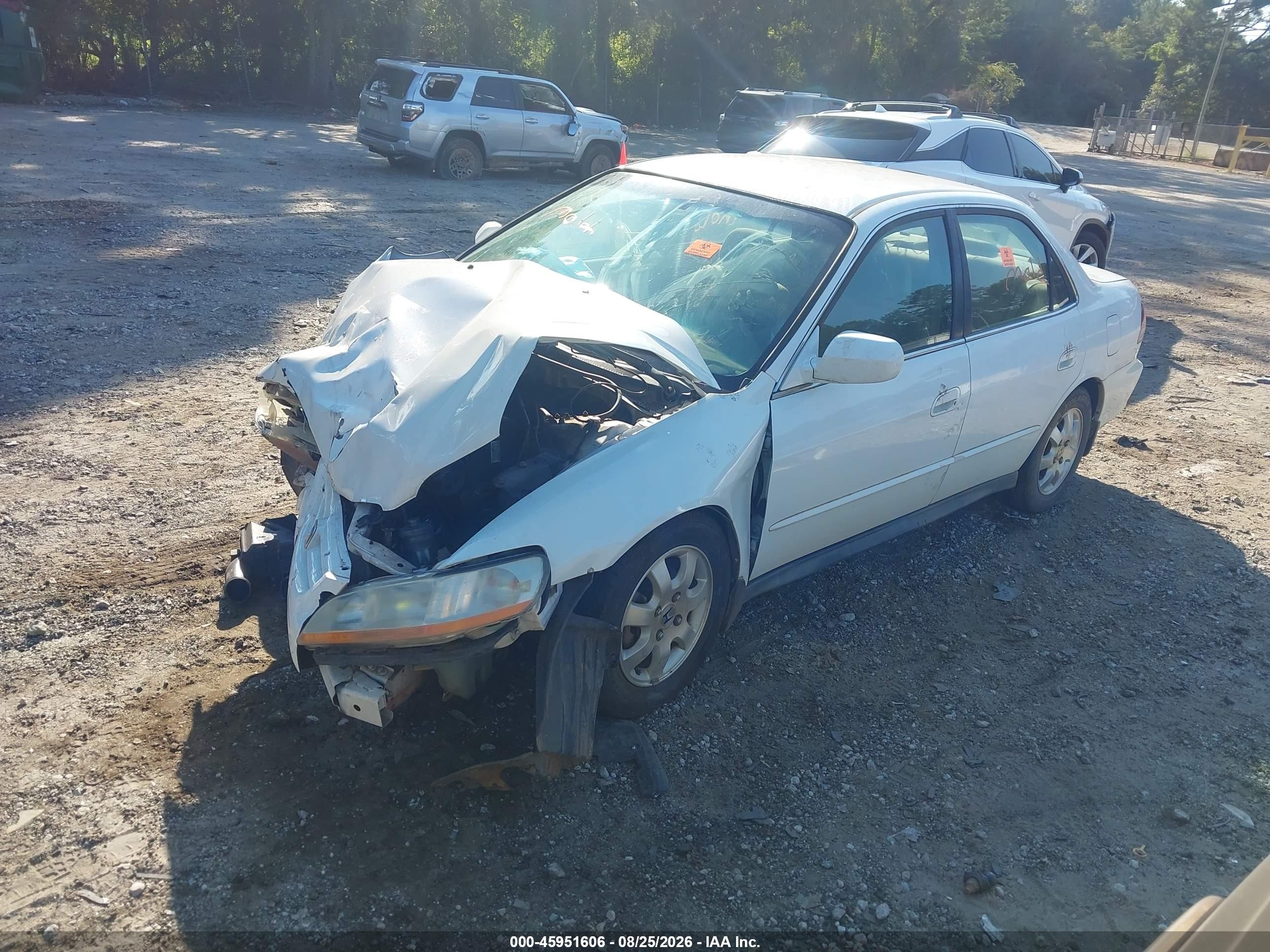 2002 Honda Accord 2.3 Lx Белый vin: 1HGCG56492A081174