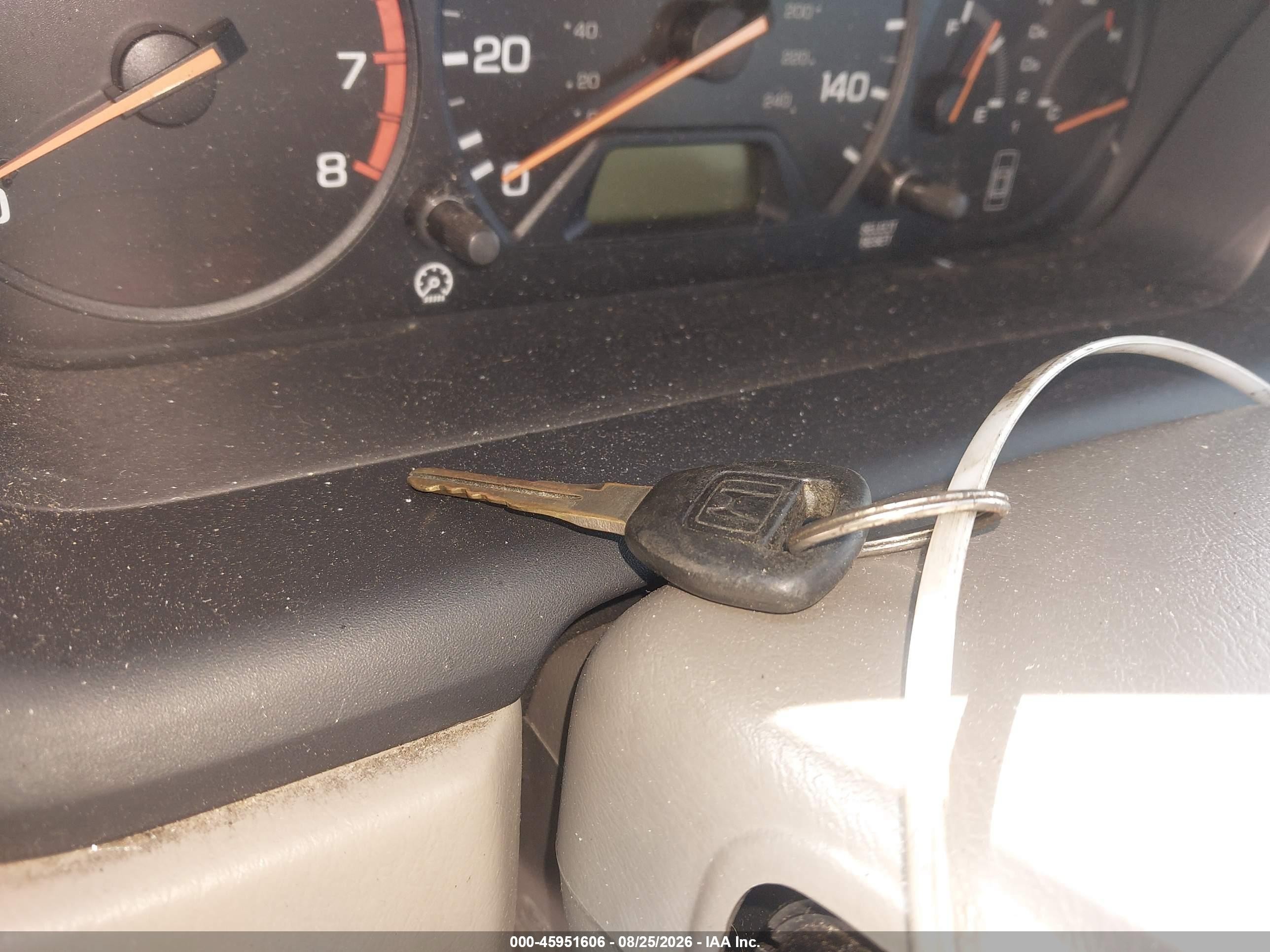 2002 Honda Accord 2.3 Lx Белый vin: 1HGCG56492A081174