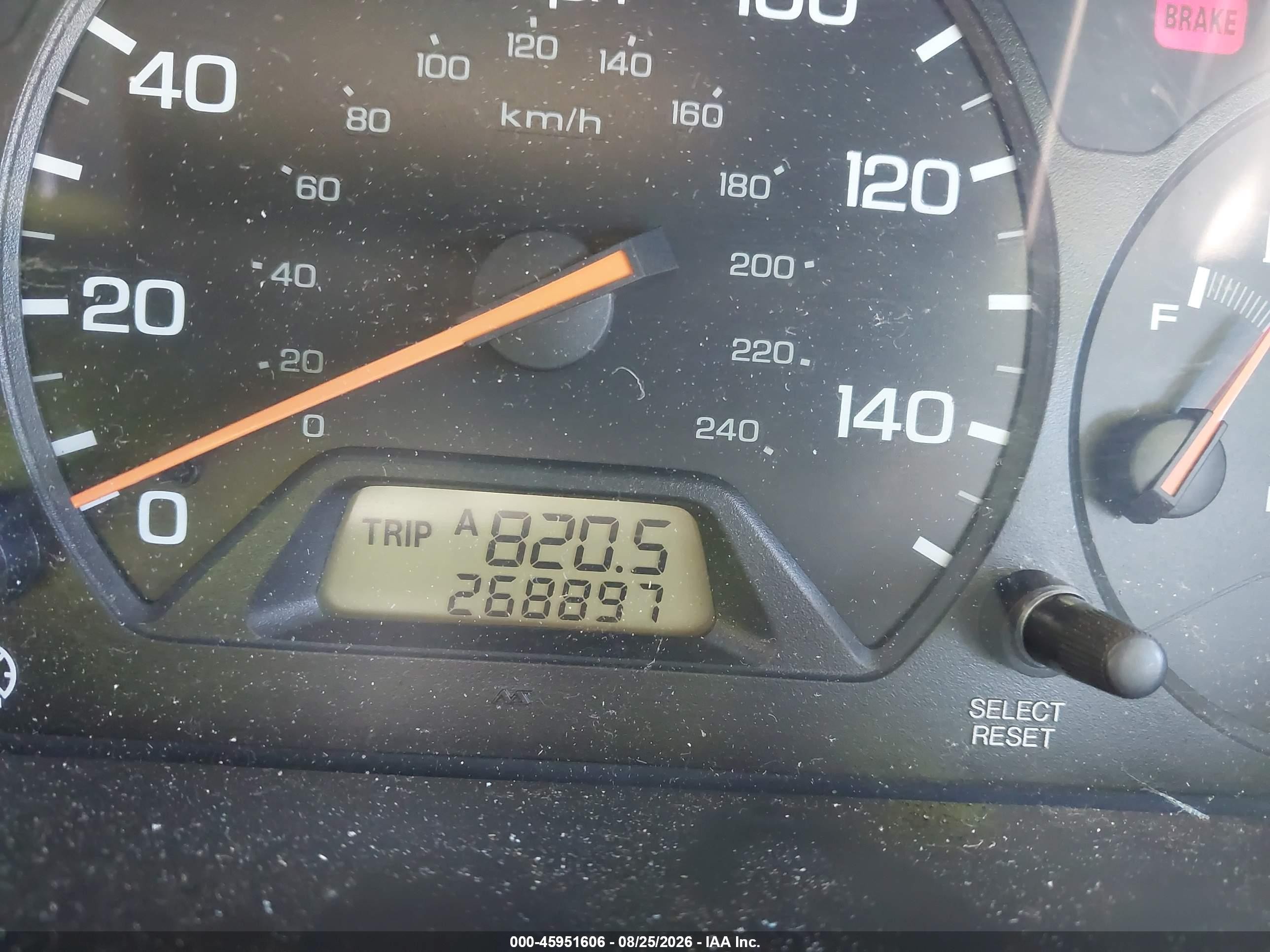 2002 Honda Accord 2.3 Lx Белый vin: 1HGCG56492A081174