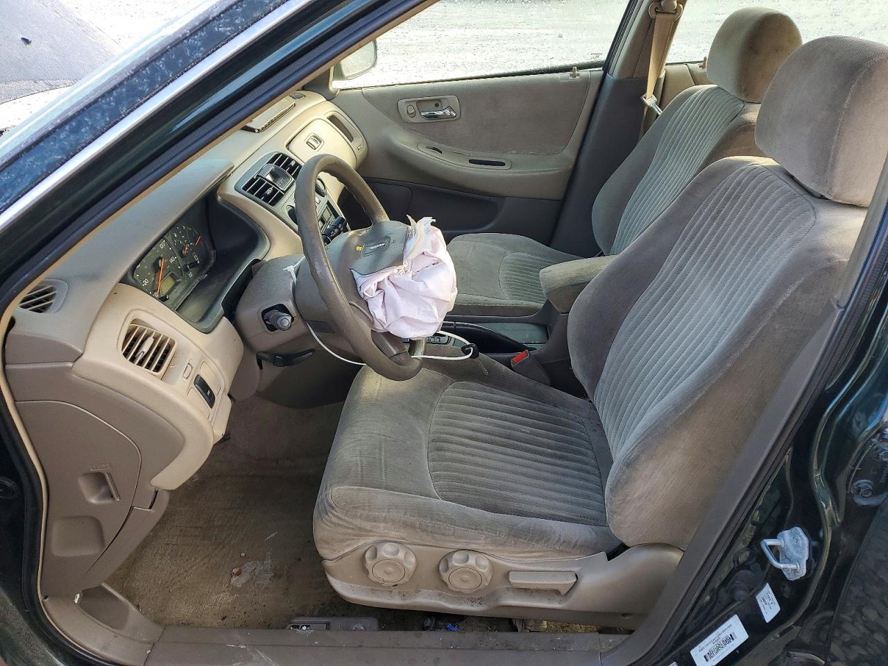 1998 Honda Accord Lx Green vin: 1HGCG5649WA096439