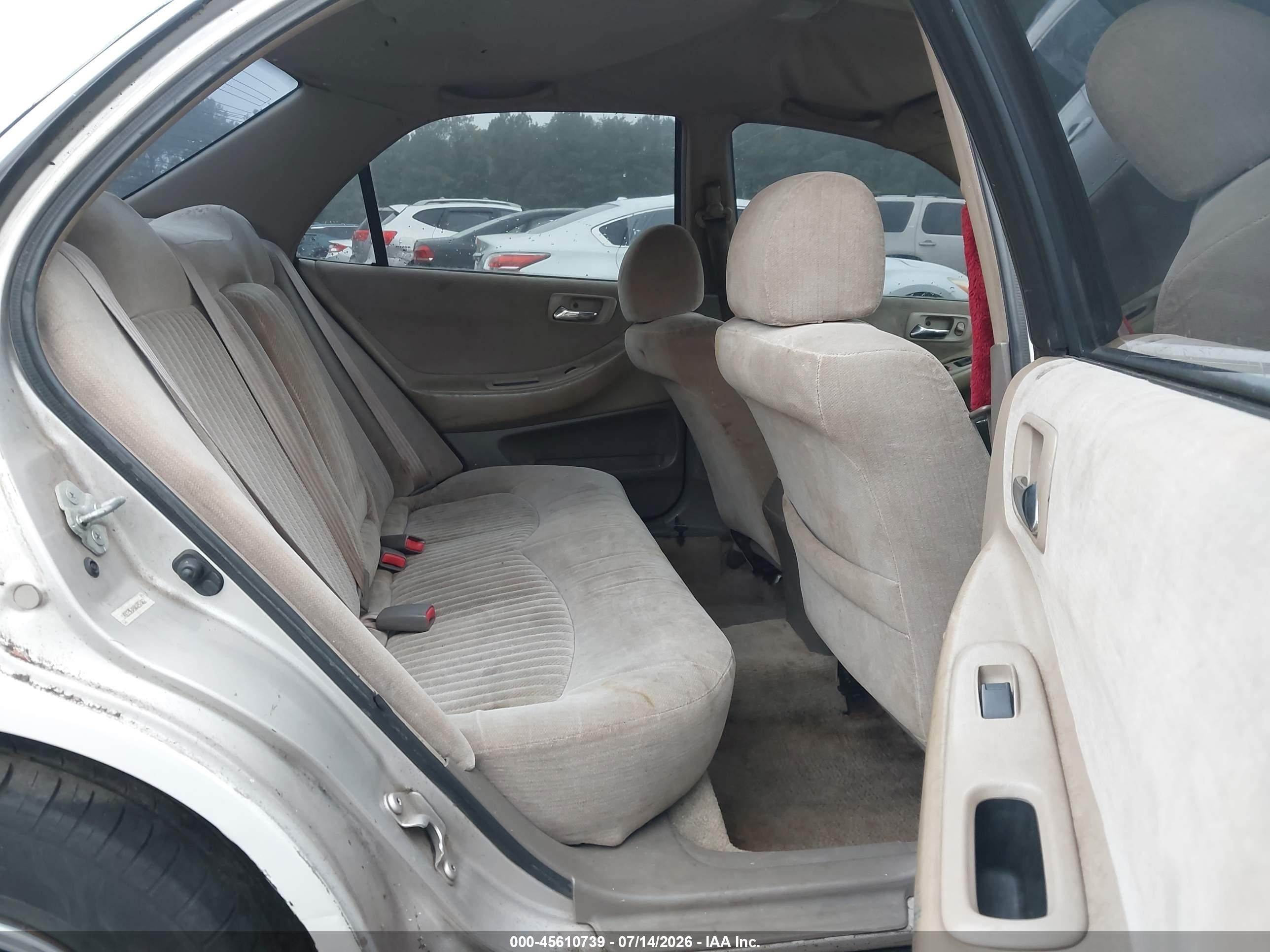 1998 Honda Accord Lx White vin: 1HGCG5649WA097462