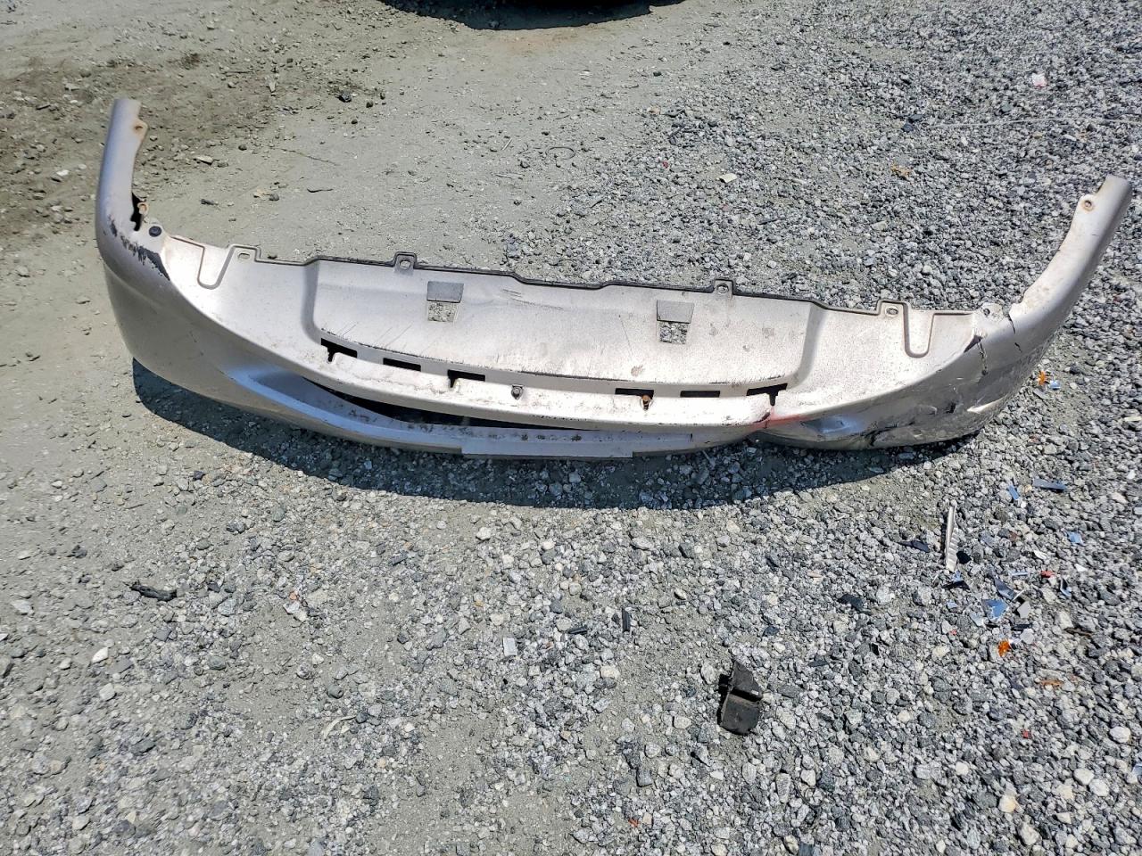 1998 Honda Accord Lx Silver vin: 1HGCG5649WA111327