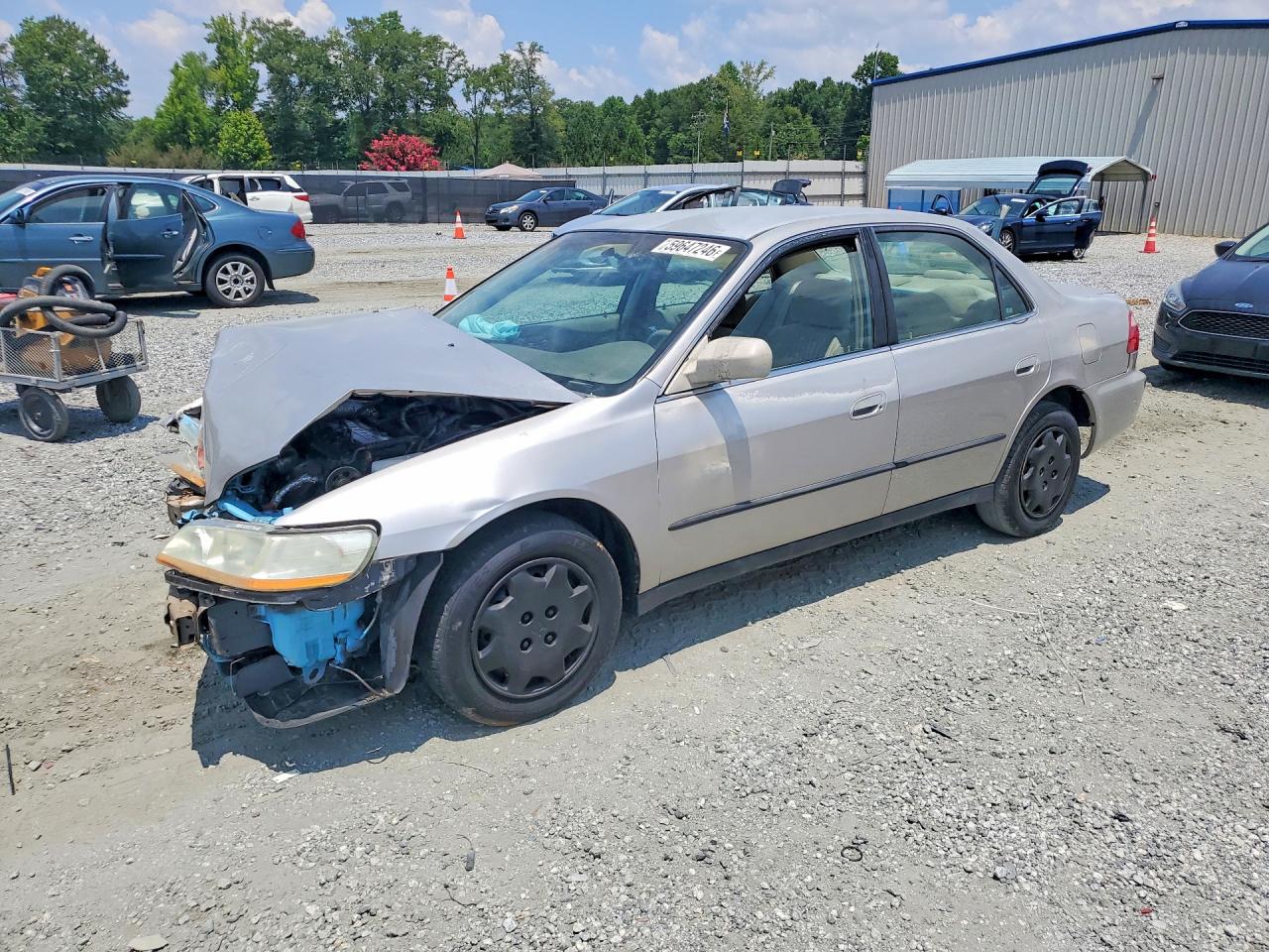 1998 Honda Accord Lx Silver vin: 1HGCG5649WA111327