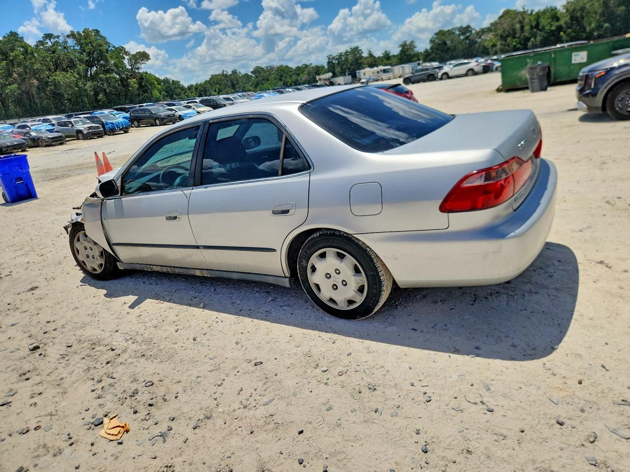 1998 Honda Accord Lx Silver vin: 1HGCG5649WA253063