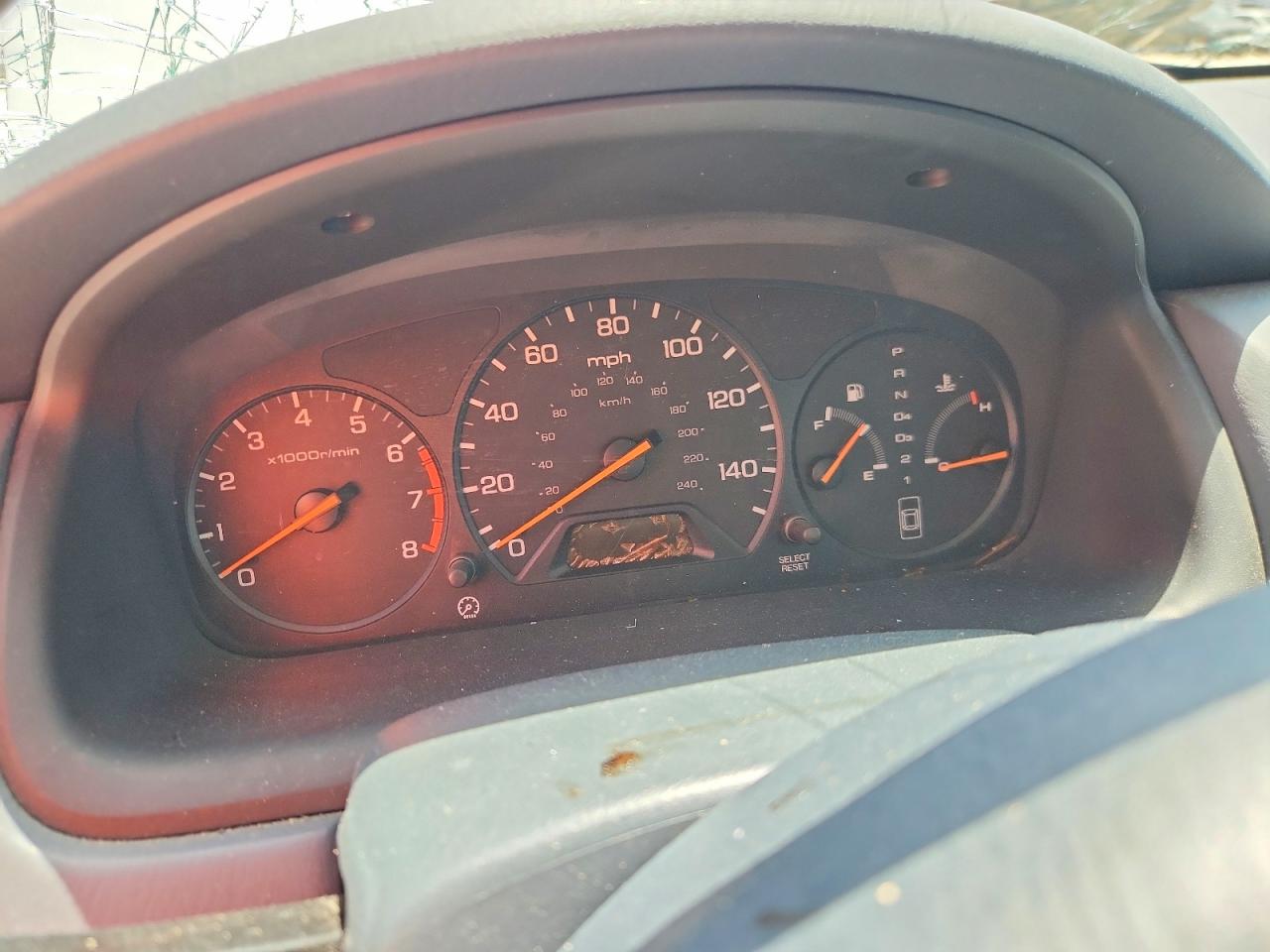 1998 Honda Accord Lx Silver vin: 1HGCG5649WA253063