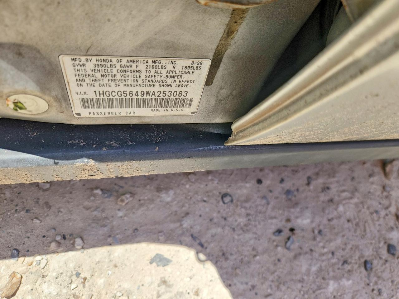 1998 Honda Accord Lx Silver vin: 1HGCG5649WA253063
