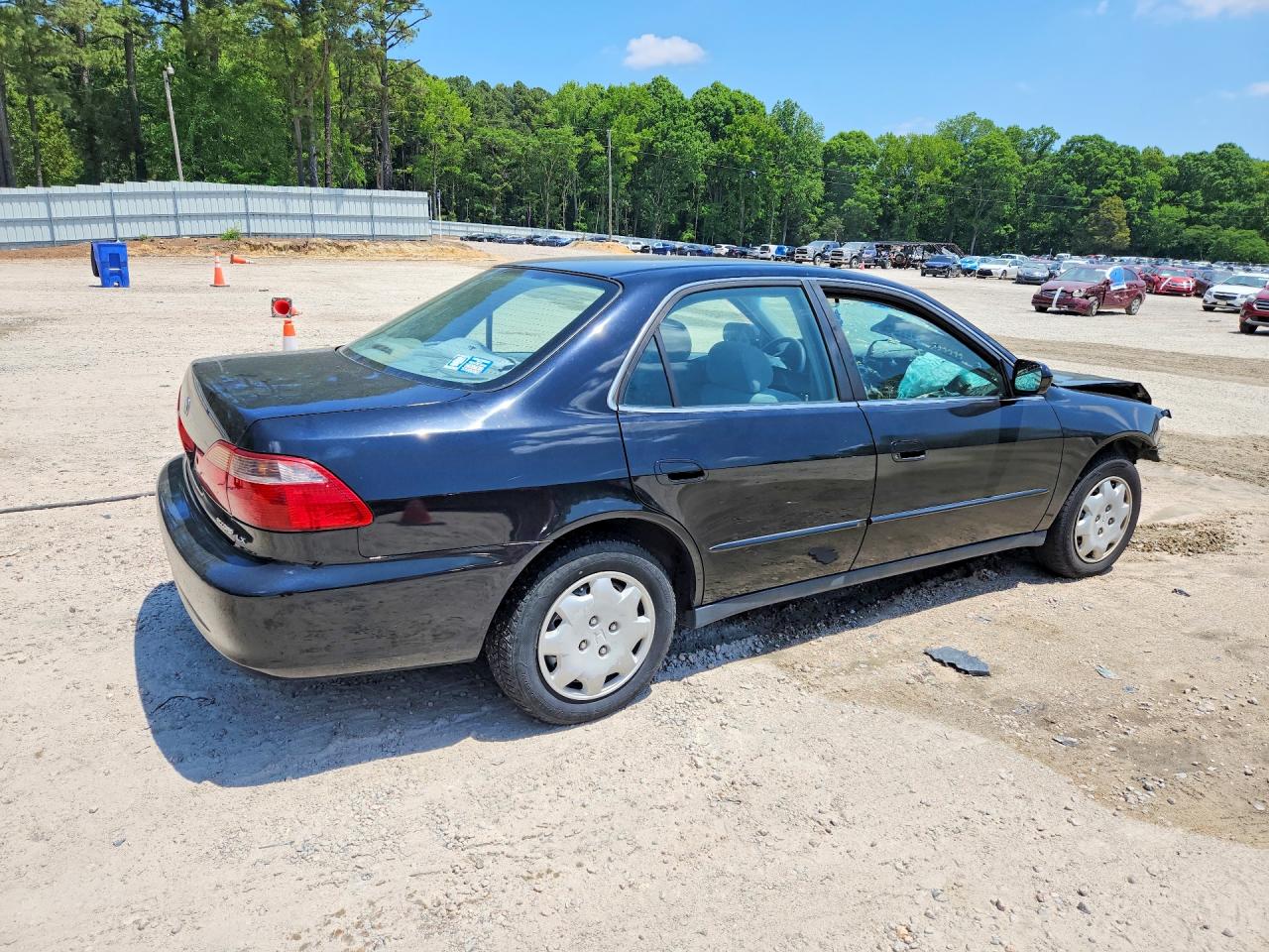 2000 Honda Accord Lx Black vin: 1HGCG5649YA130690