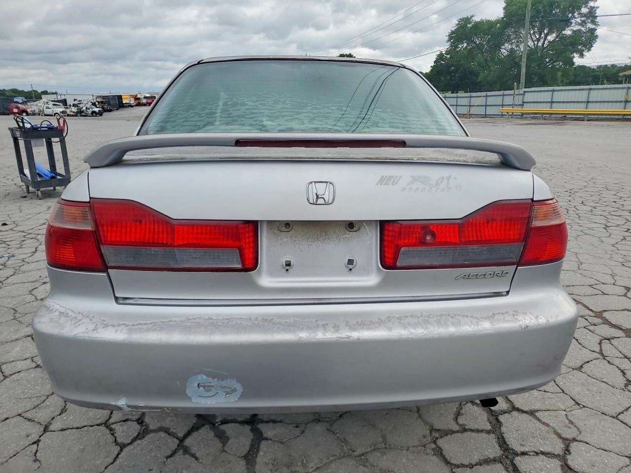 1998 Honda Accord Lx Gray vin: 1HGCG564XWA075695
