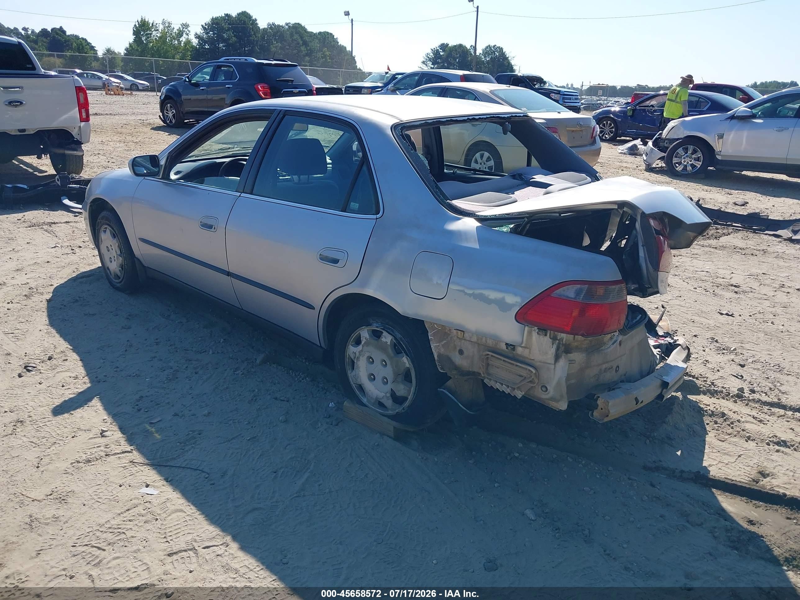 1998 Honda Accord Lx Silver vin: 1HGCG564XWA213820