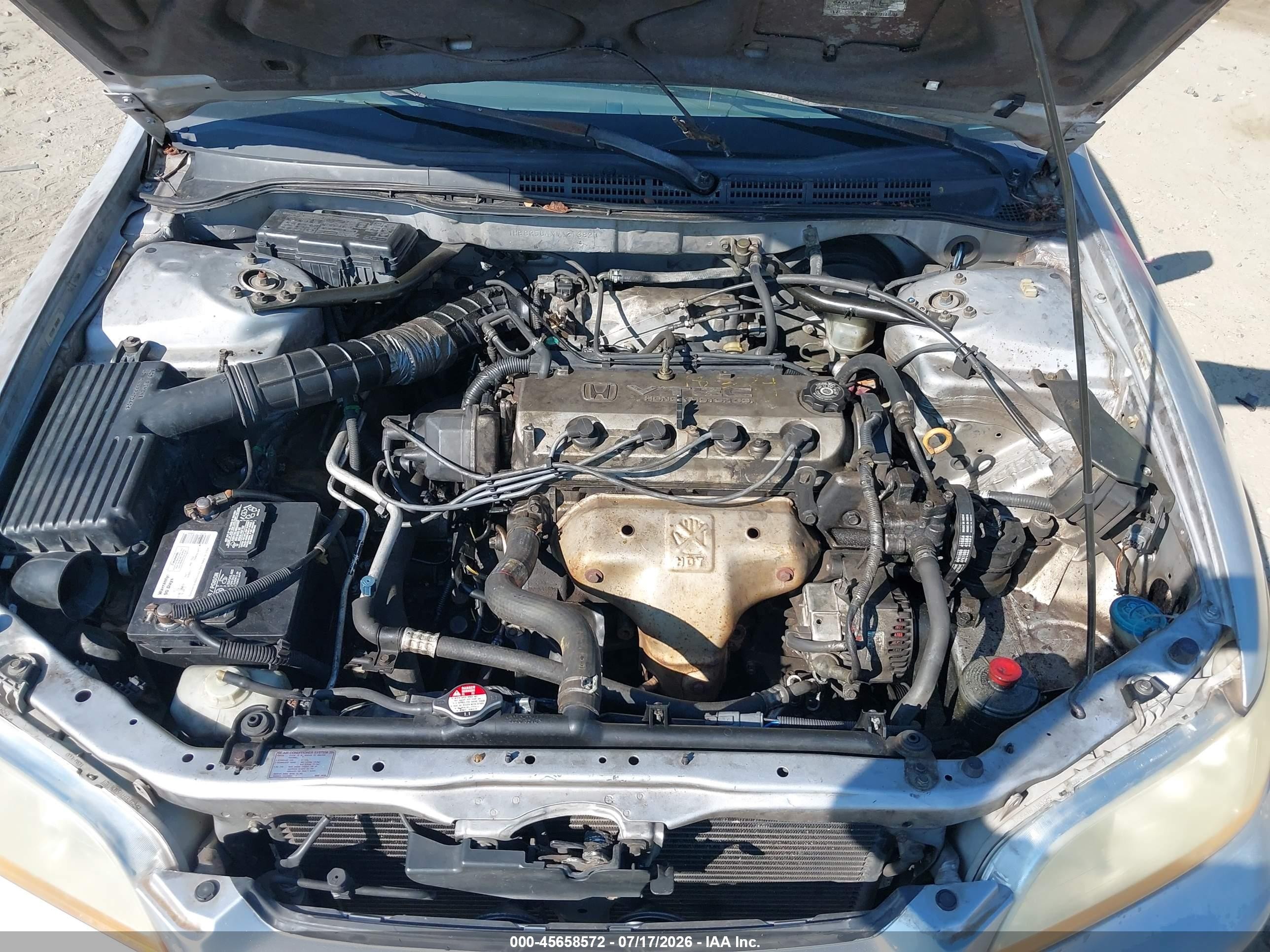 1998 Honda Accord Lx Silver vin: 1HGCG564XWA213820
