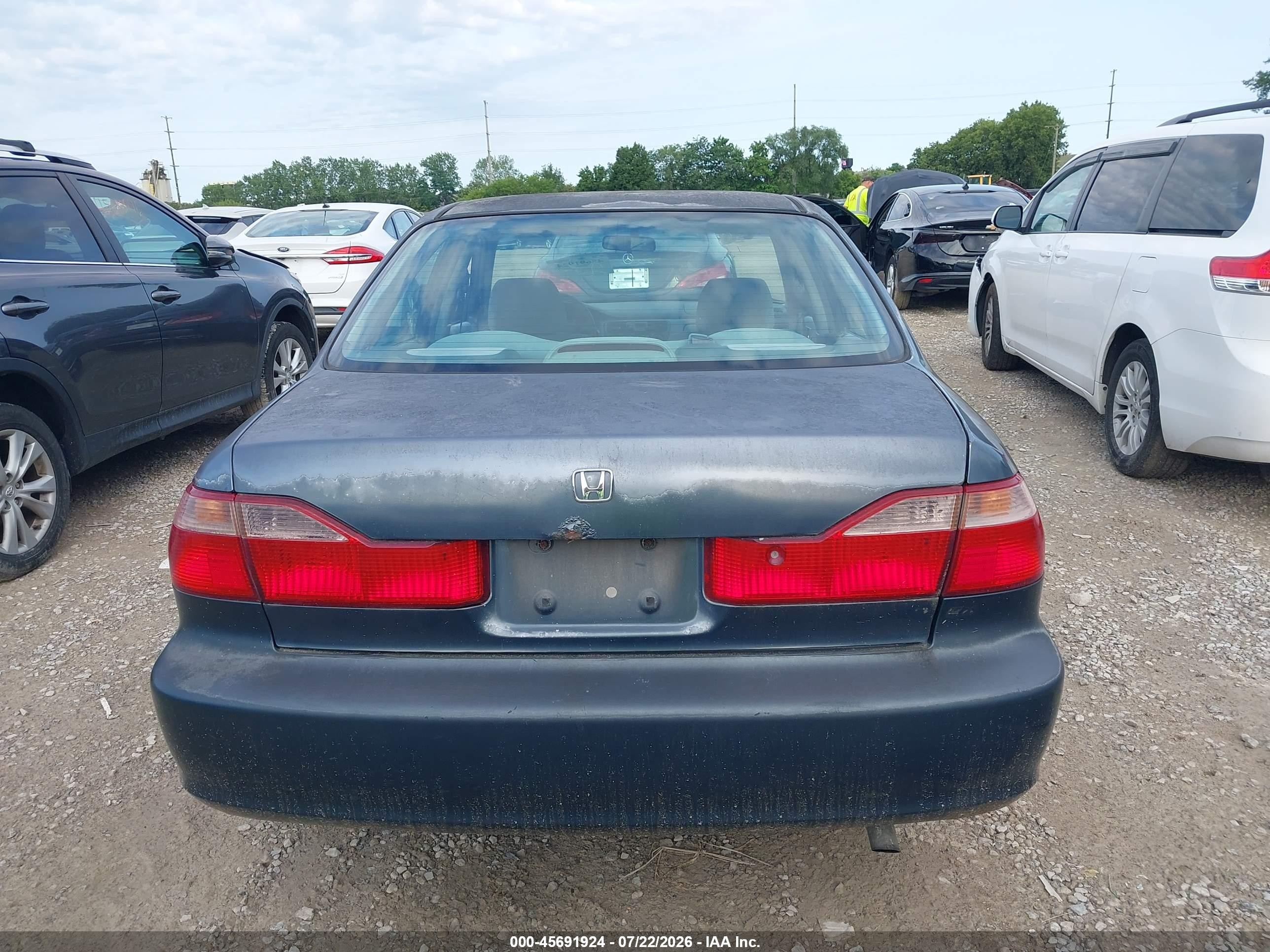 1998 Honda Accord Ex Dark Blue vin: 1HGCG5651WA008055