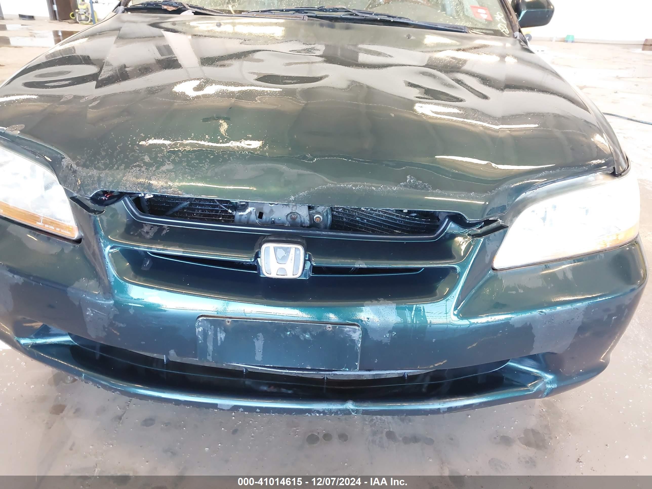 1998 Honda Accord Ex Green vin: 1HGCG5652WA050816