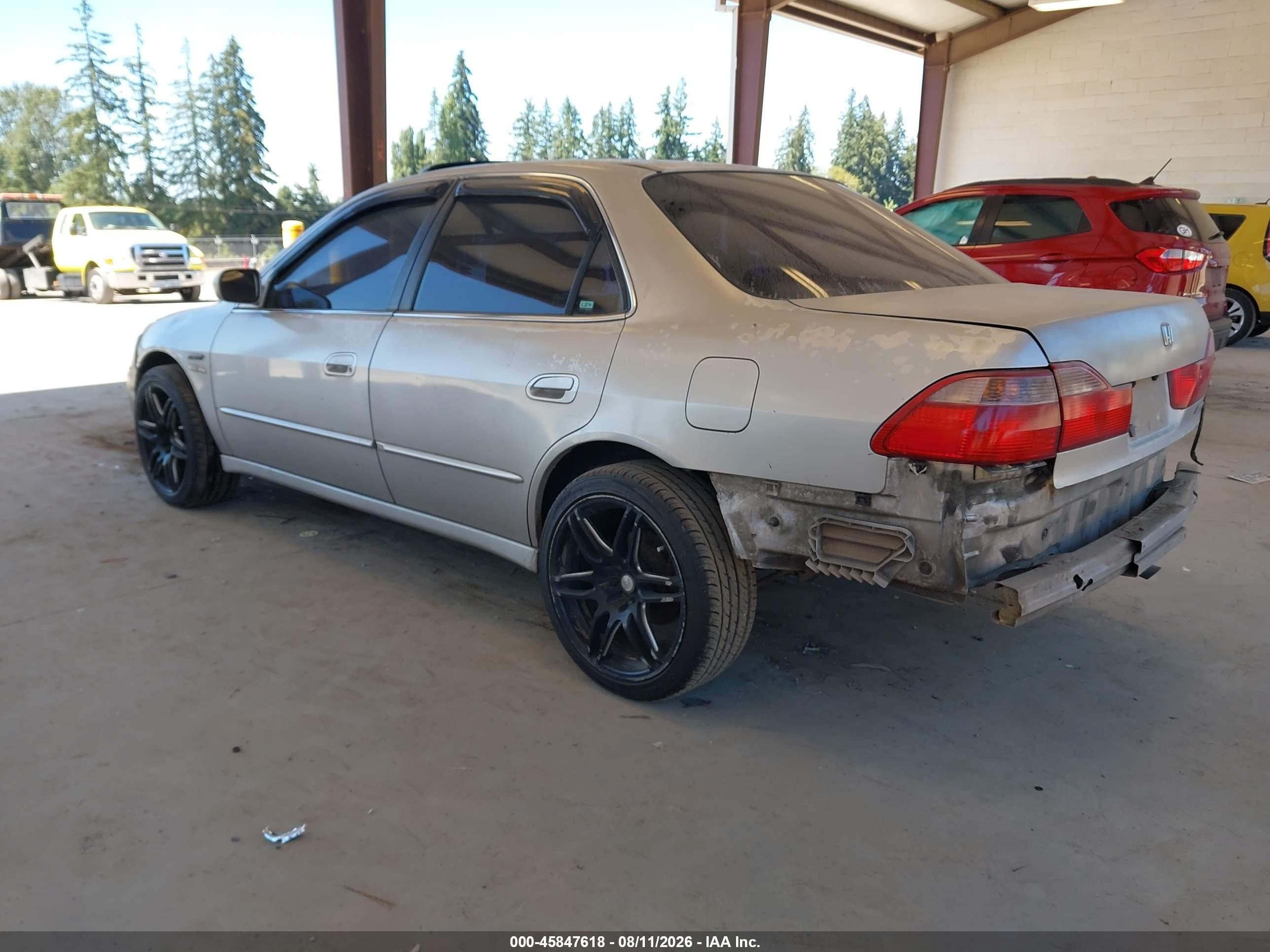 1998 Honda Accord Ex Silver vin: 1HGCG5652WA234489