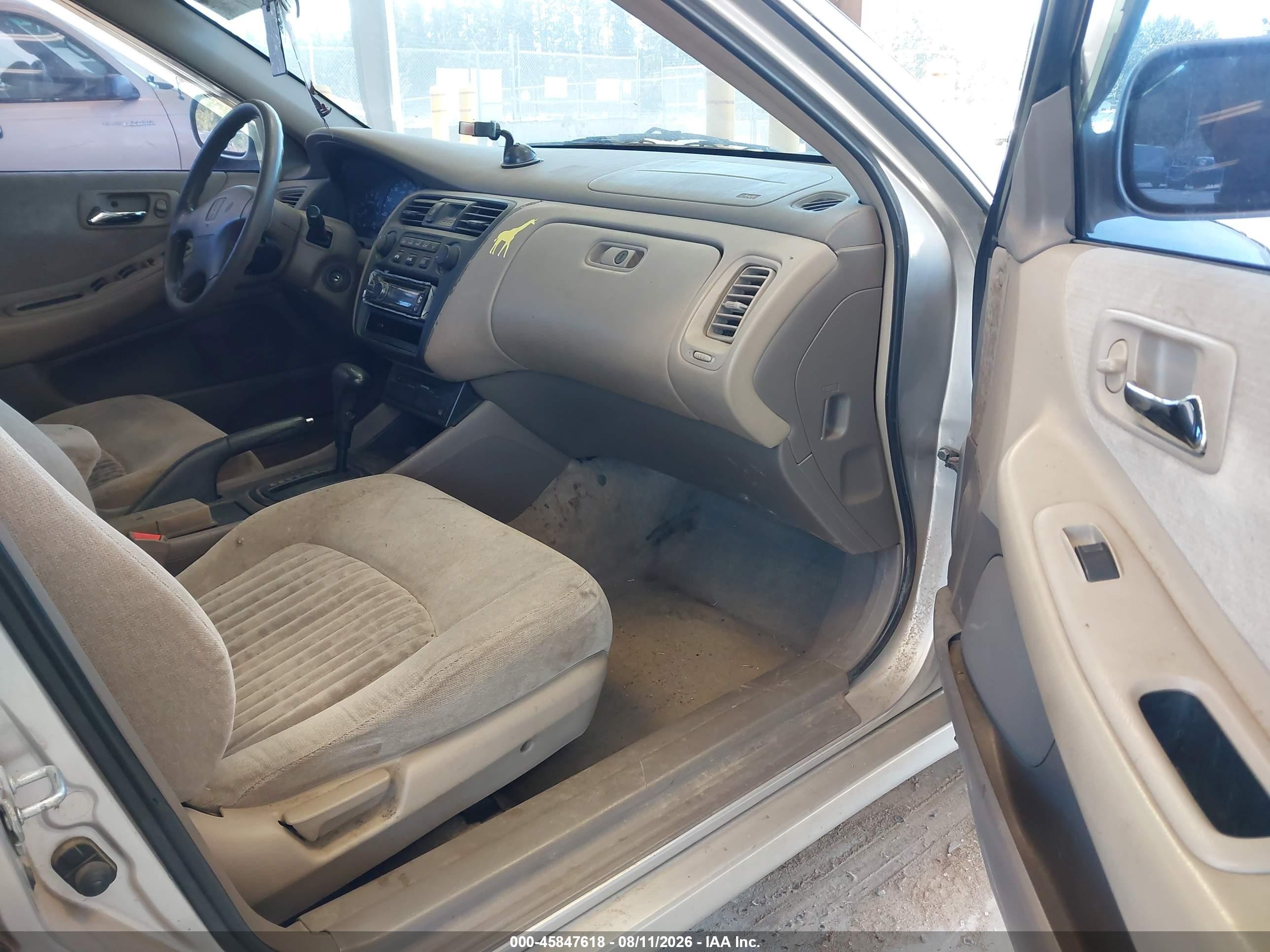 1998 Honda Accord Ex Silver vin: 1HGCG5652WA234489