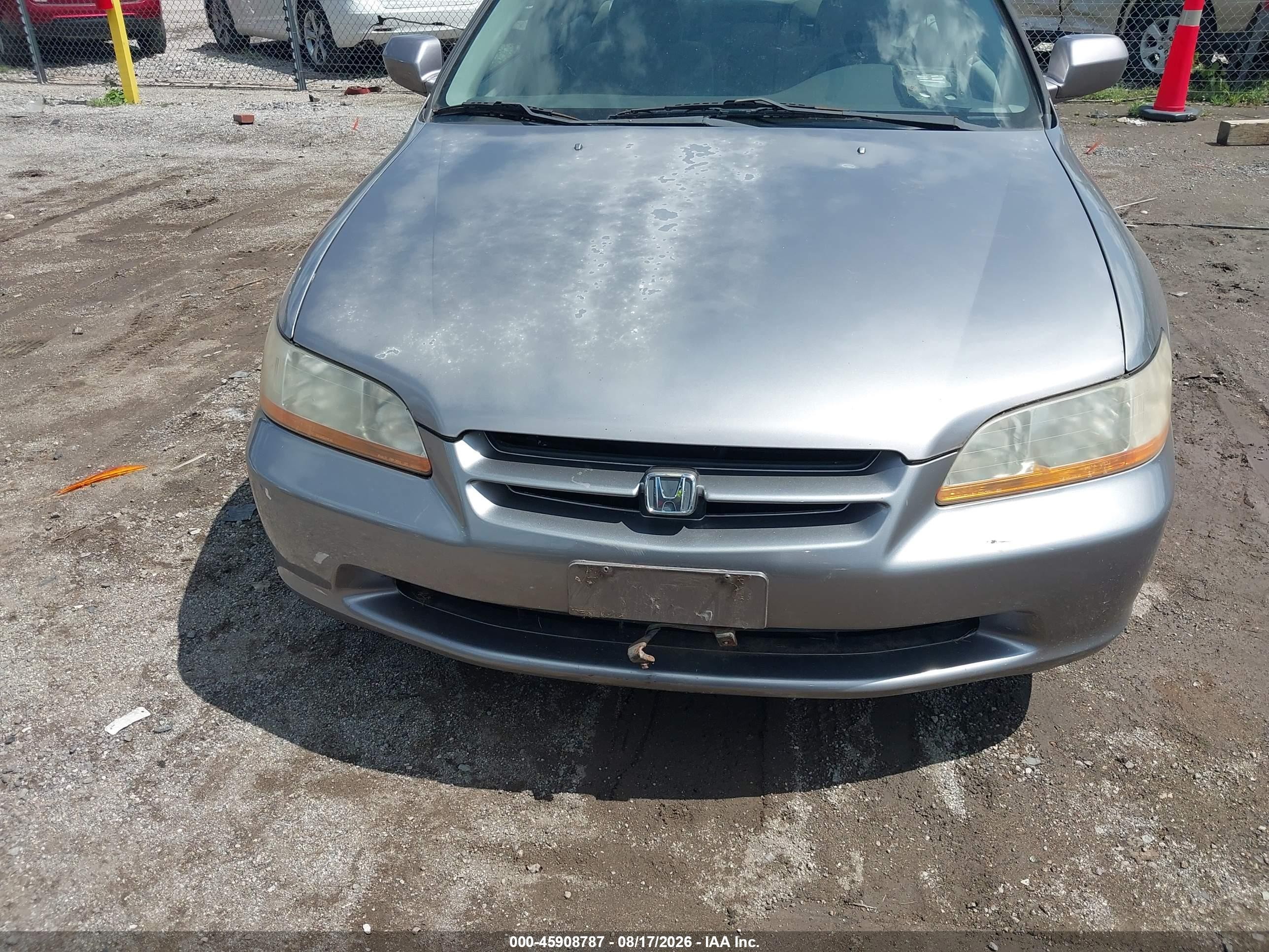 2000 Honda Accord 2.3 Ex Tan vin: 1HGCG5652YA049250