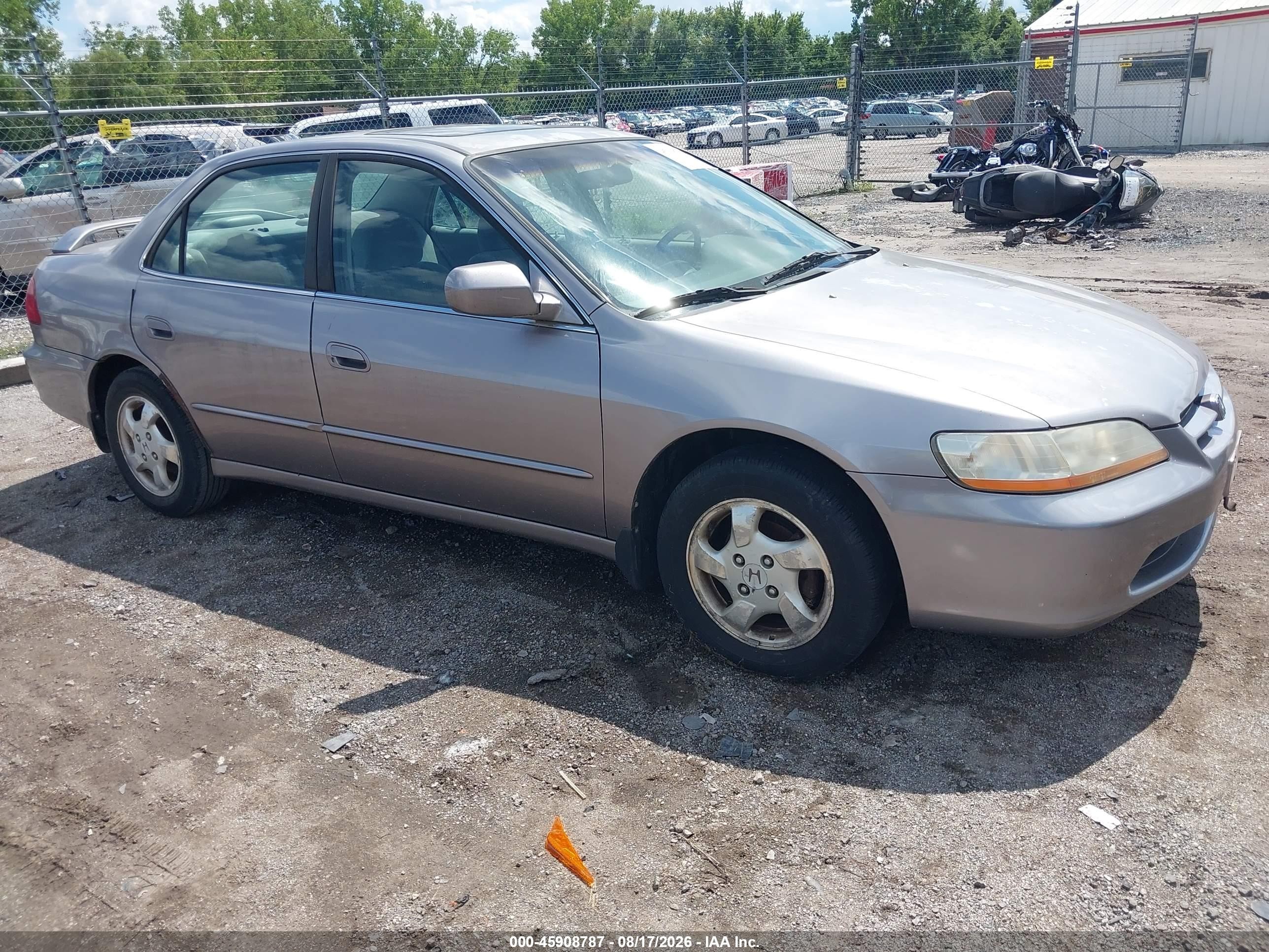 2000 Honda Accord 2.3 Ex Tan vin: 1HGCG5652YA049250