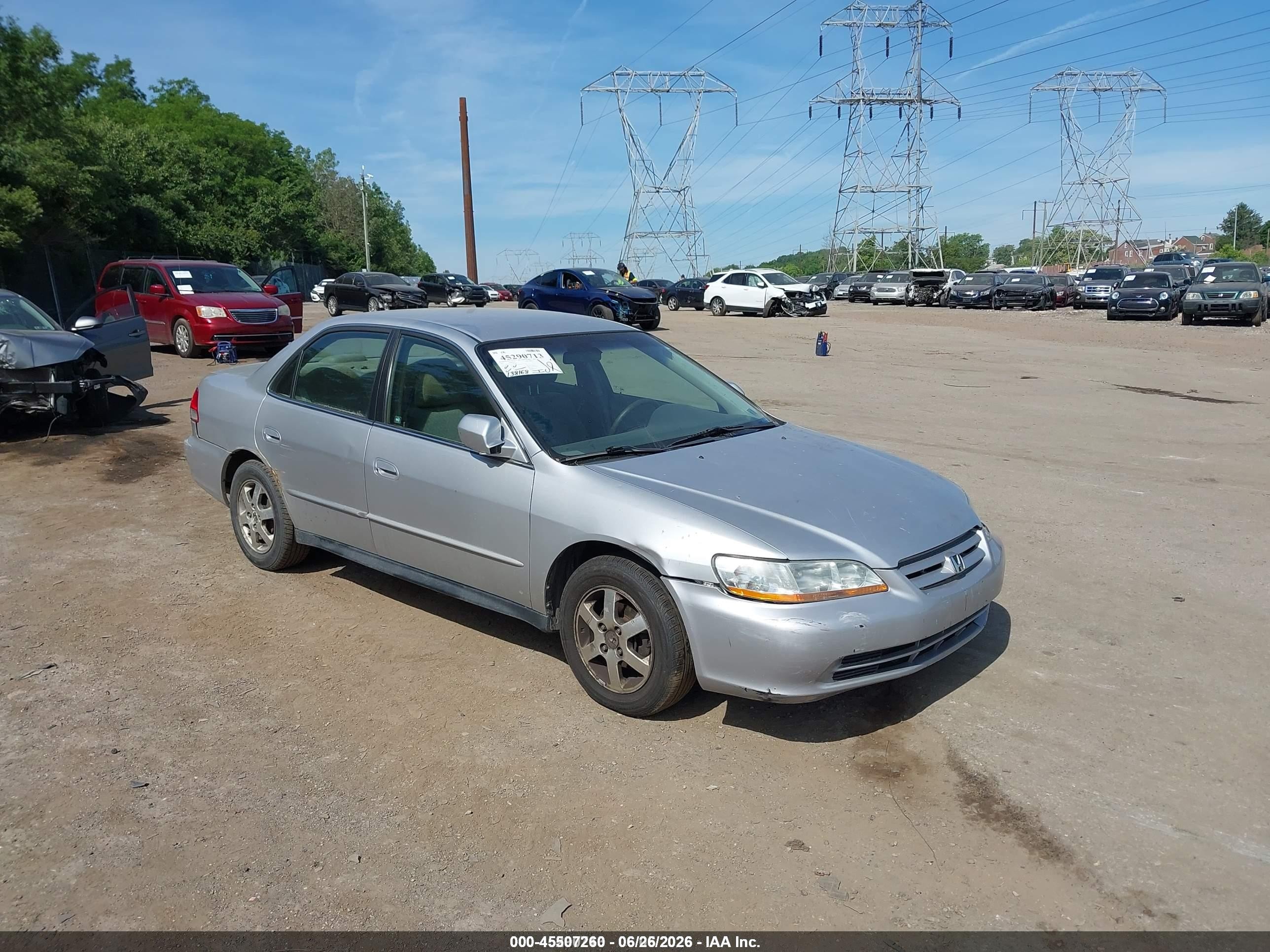 2001 Honda Accord 2.3 Lx Белый vin: 1HGCG56531A107808
