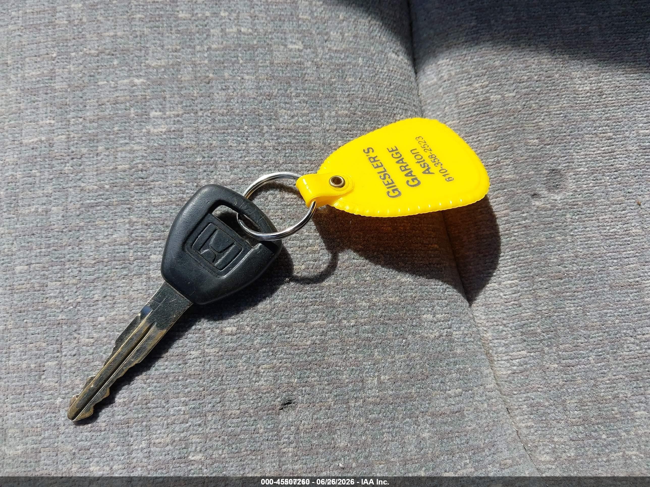 2001 Honda Accord 2.3 Lx Белый vin: 1HGCG56531A107808