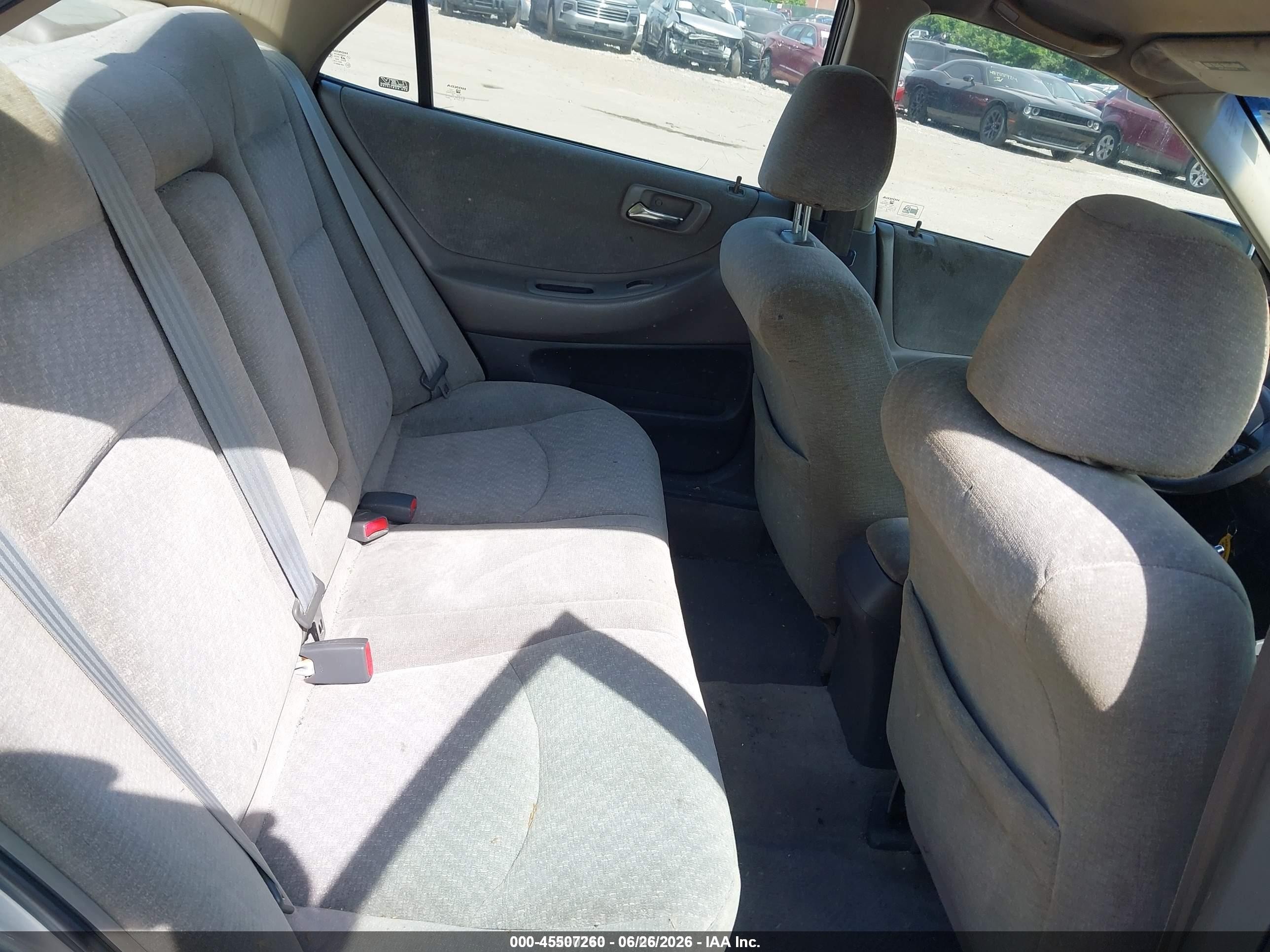 2001 Honda Accord 2.3 Lx Белый vin: 1HGCG56531A107808