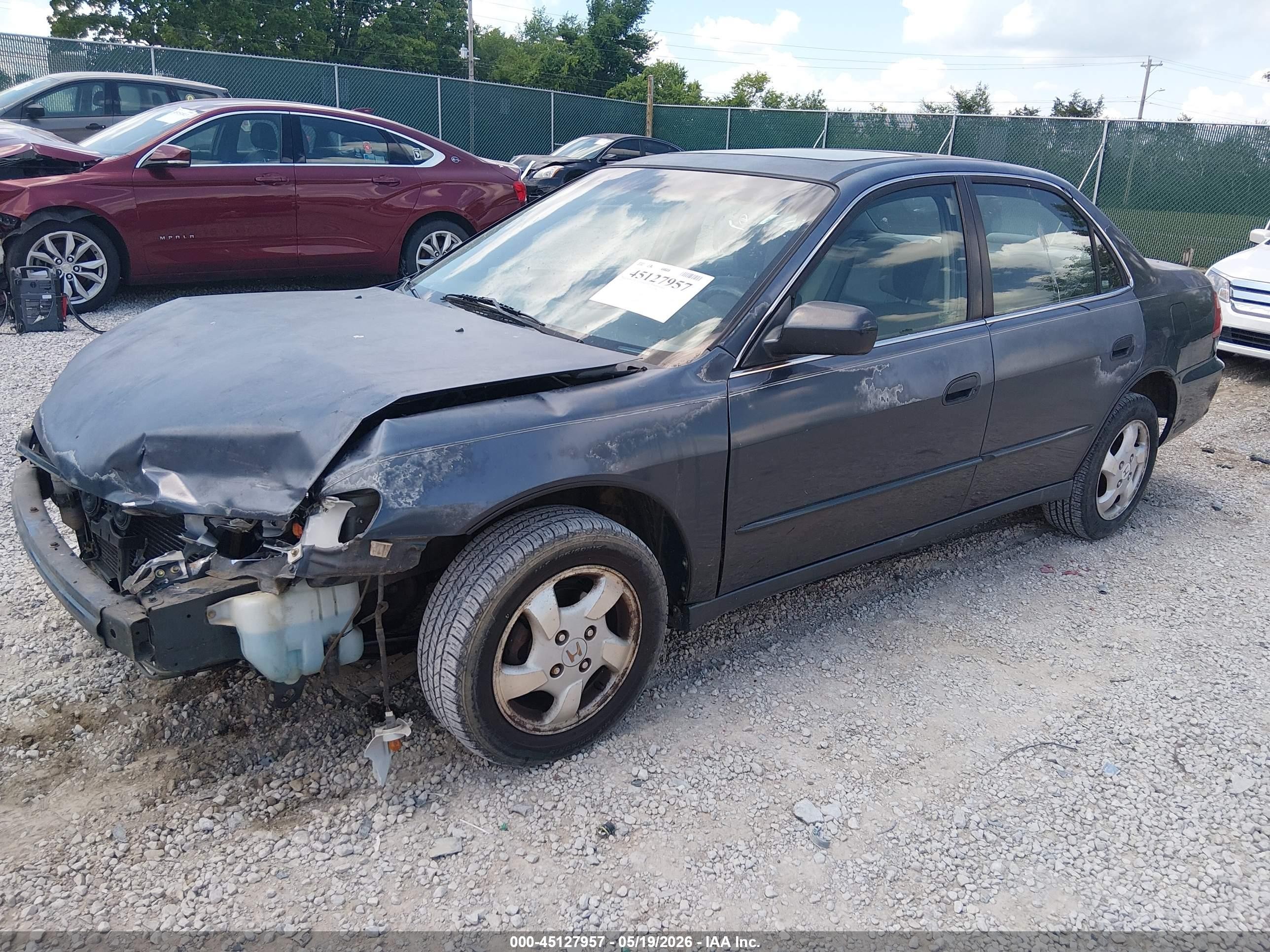 1998 Honda Accord Ex Silver vin: 1HGCG5653WA084943