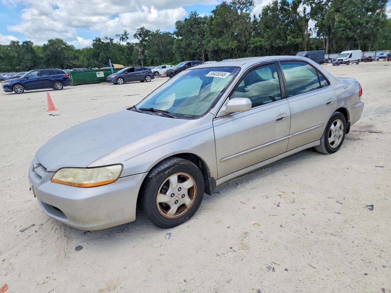 1998 Honda Accord Ex Silver vin: 1HGCG5655WA183098