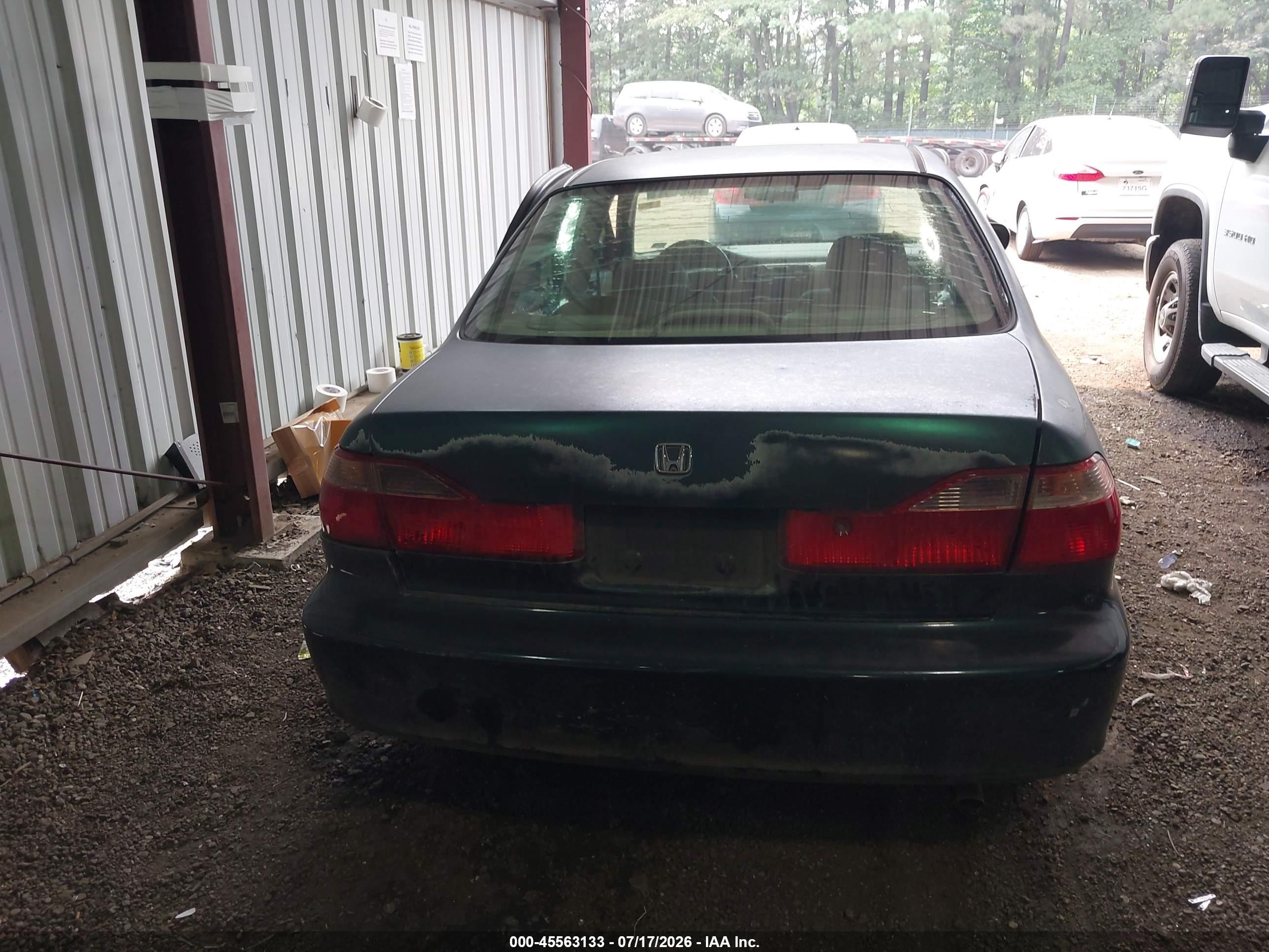 1998 Honda Accord Ex Green vin: 1HGCG5655WA186681