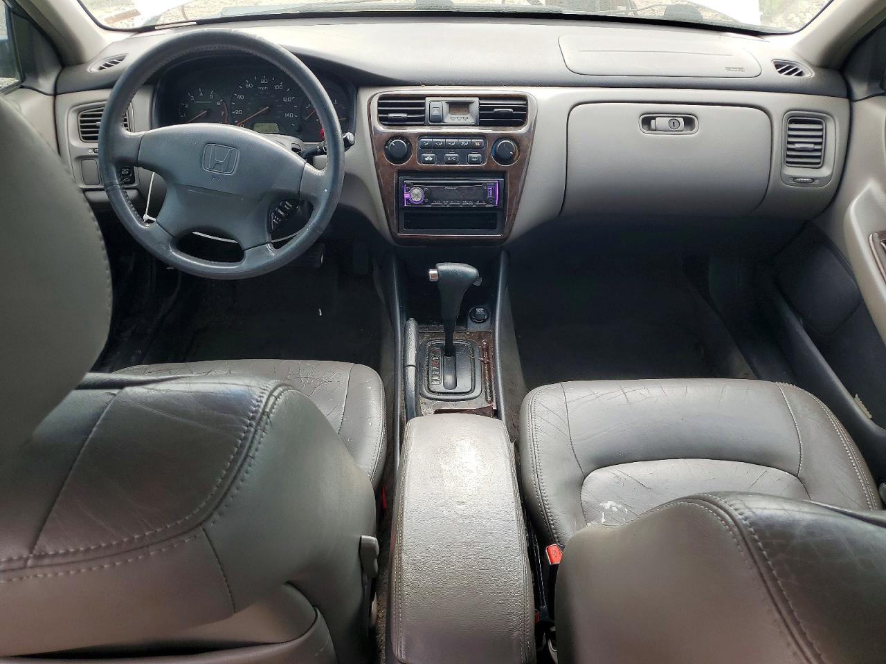 1999 Honda Accord Ex White vin: 1HGCG5655XA125185