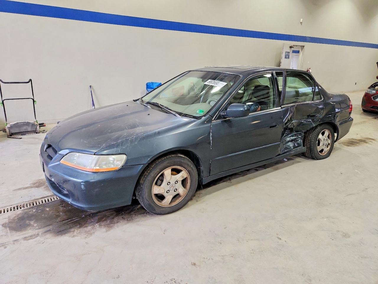 1HGCG5656XA050335