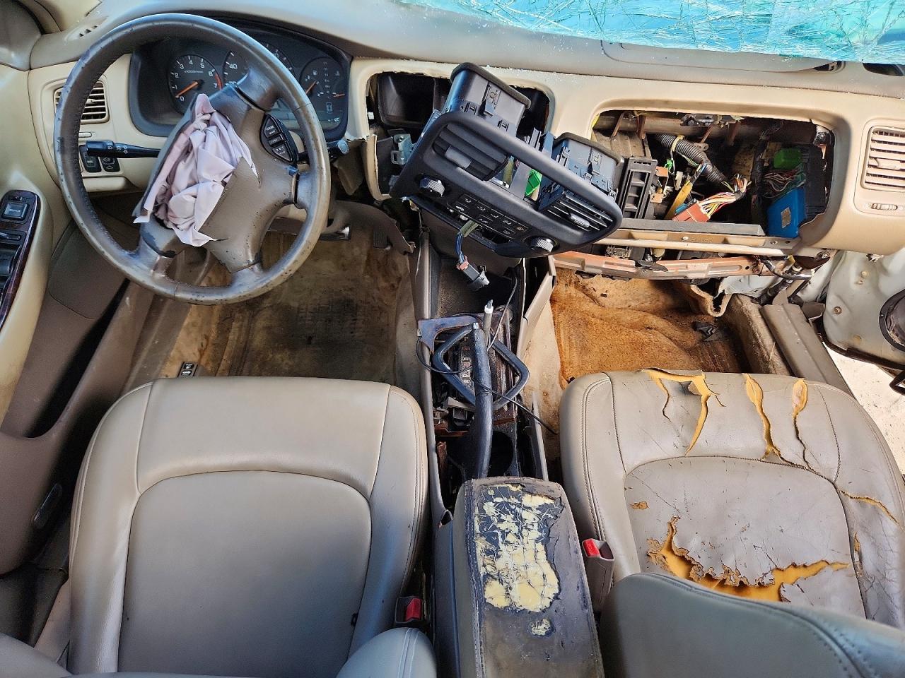 1998 Honda Accord Ex White vin: 1HGCG5657WA029945