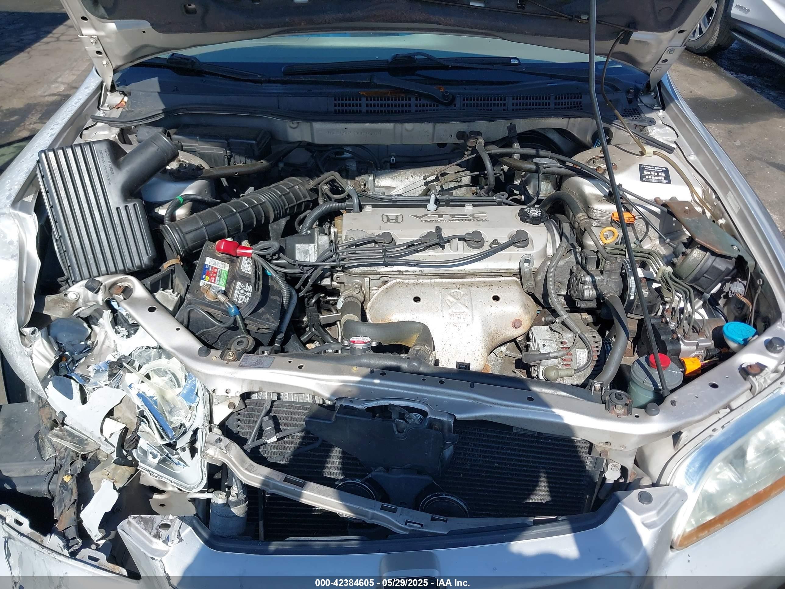 1998 Honda Accord Ex Silver vin: 1HGCG5657WA268931