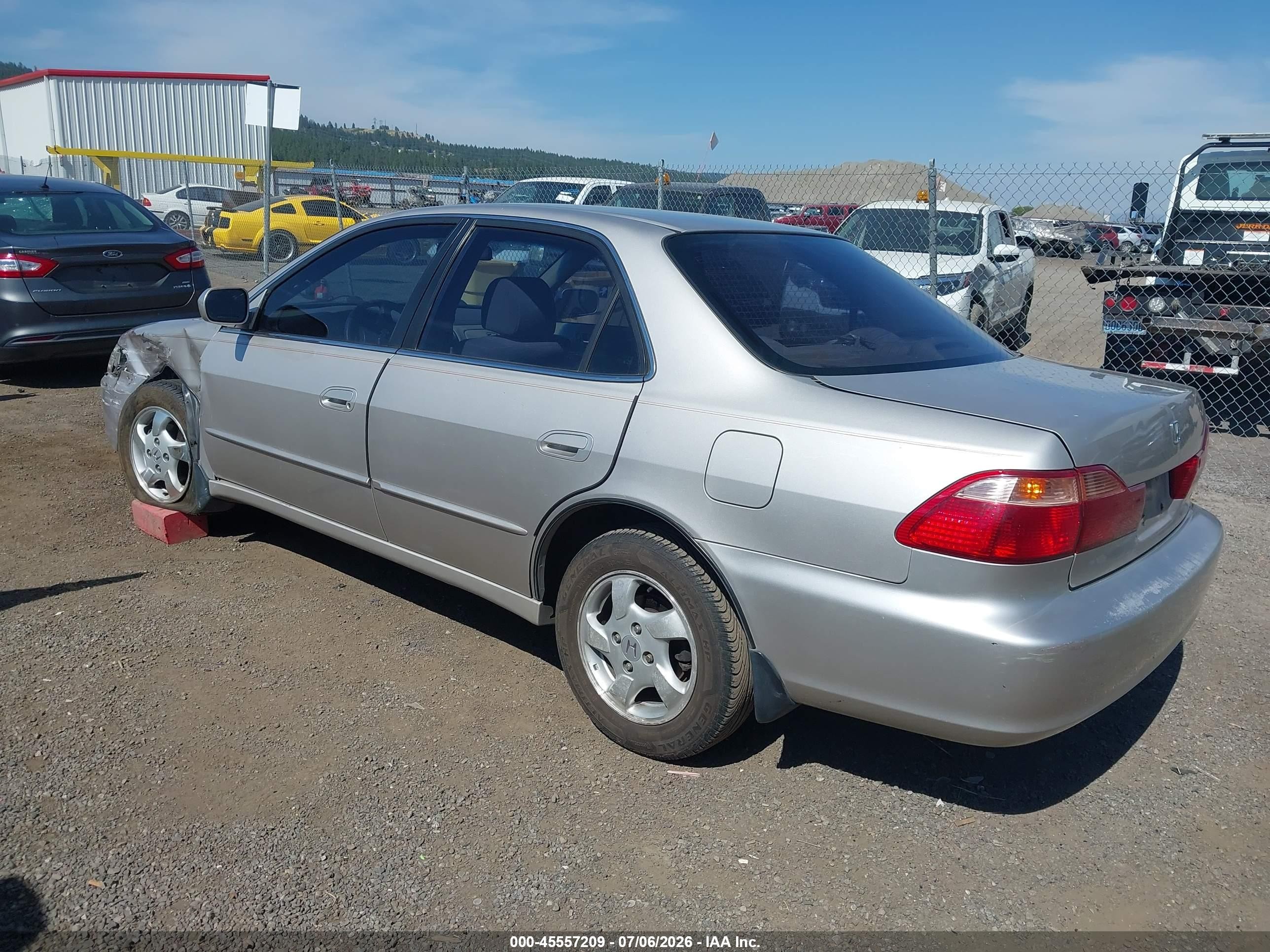 1999 Honda Accord Ex Серебряный vin: 1HGCG5658XA003291