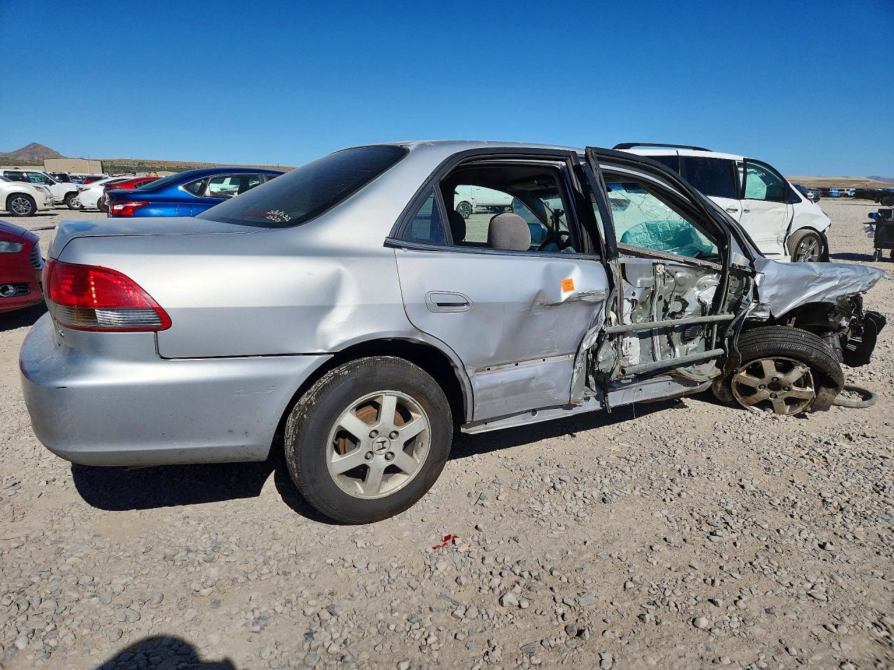 2001 Honda Accord Lx Silver vin: 1HGCG56591A114181