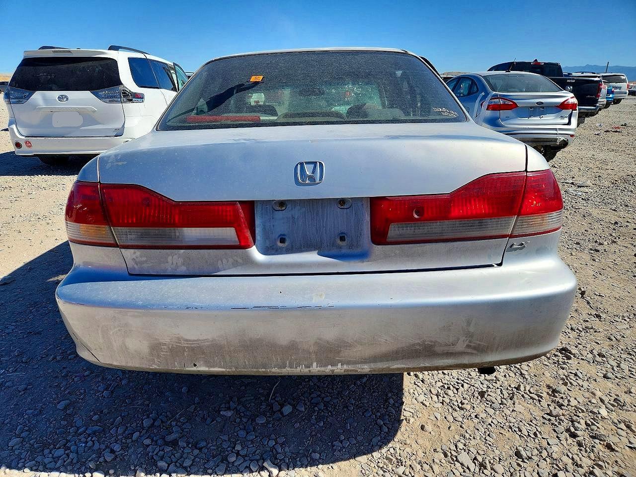 2001 Honda Accord Lx Silver vin: 1HGCG56591A114181