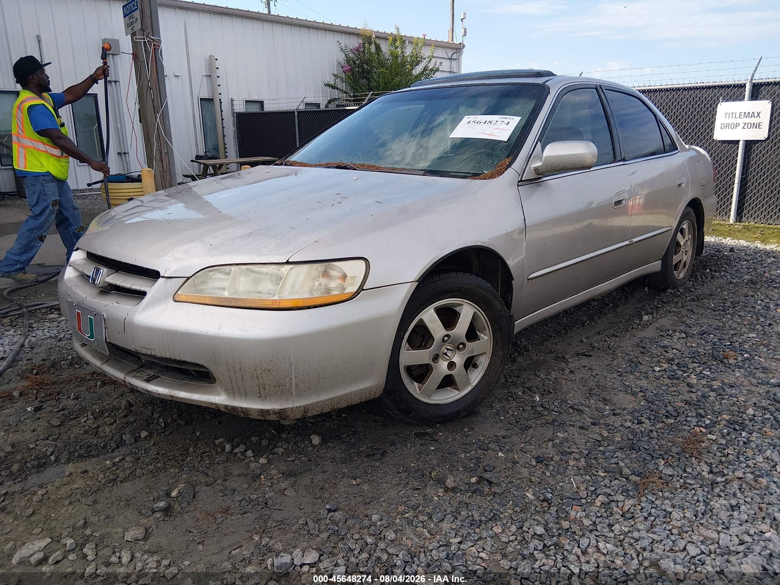1998 Honda Accord Ex Gray vin: 1HGCG5659WA067242