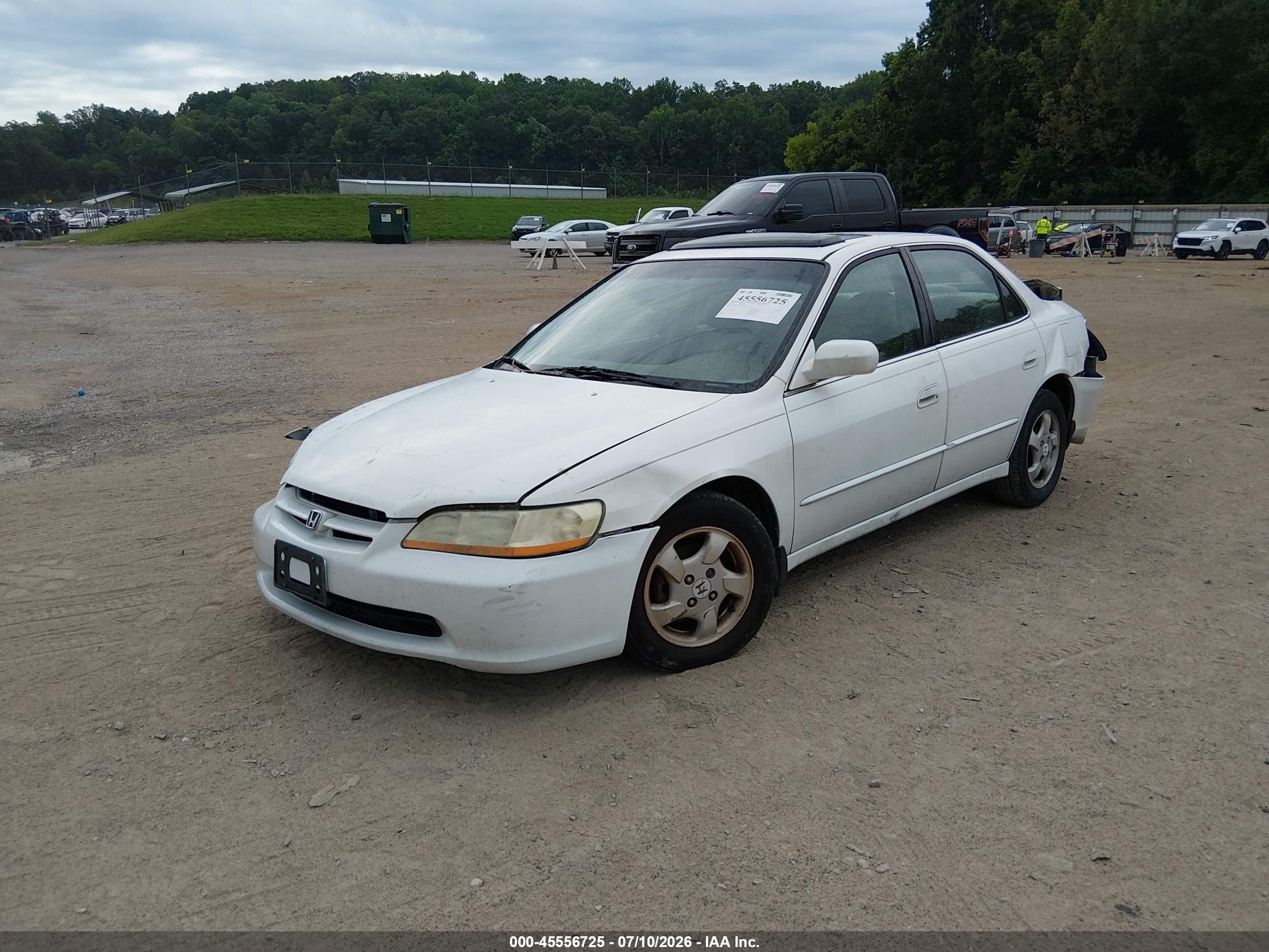 1998 Honda Accord Ex White vin: 1HGCG5659WA265058