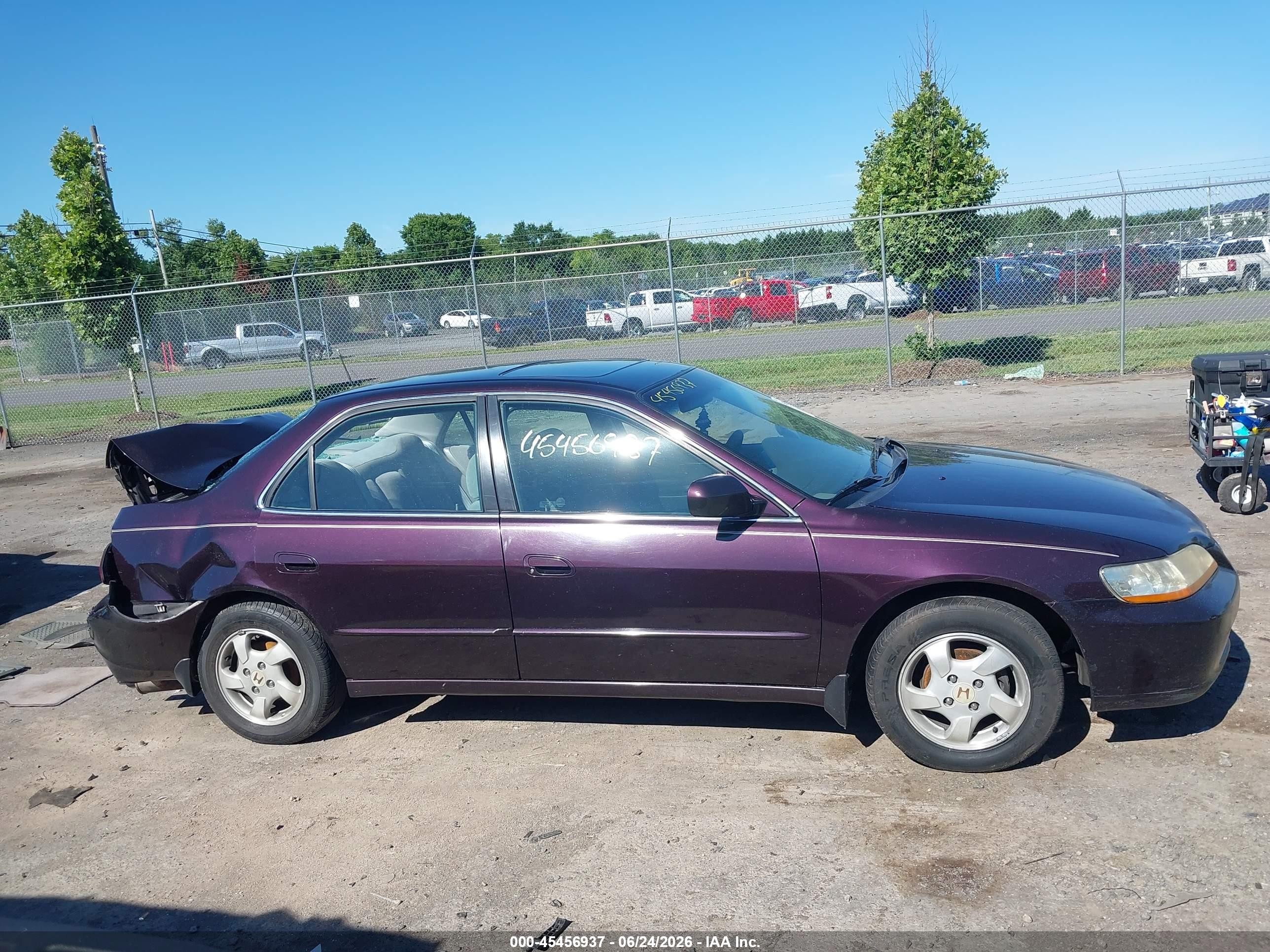 1999 Honda Accord Ex Фиолетовый vin: 1HGCG565XXA070958