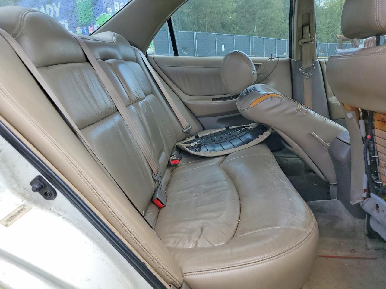 2001 Honda Accord Ex White vin: 1HGCG56601A054476