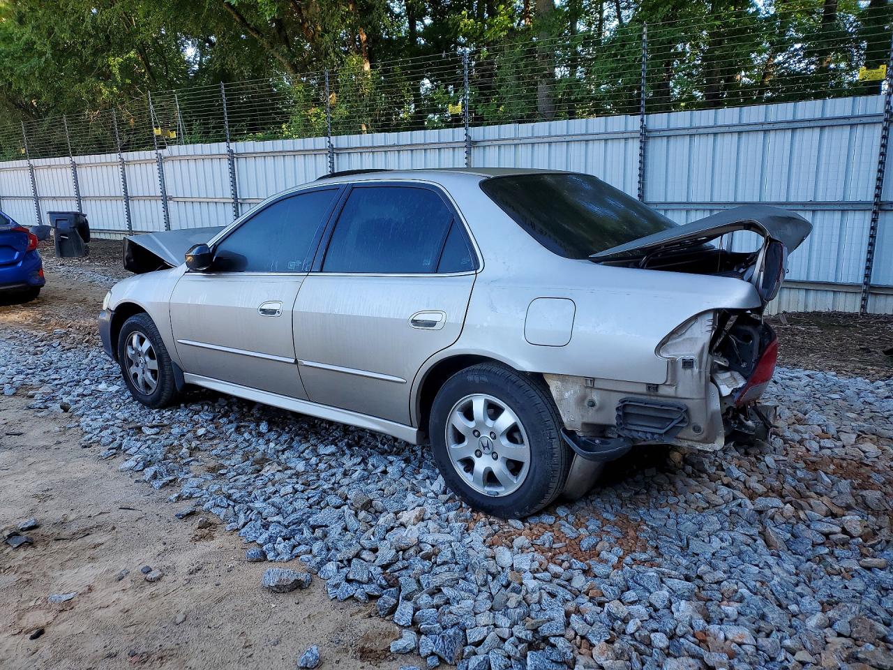 2002 Honda Accord Ex Gold vin: 1HGCG56602A012049