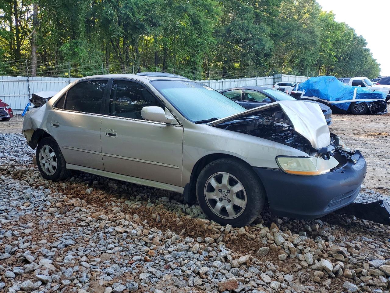 2002 Honda Accord Ex Gold vin: 1HGCG56602A012049