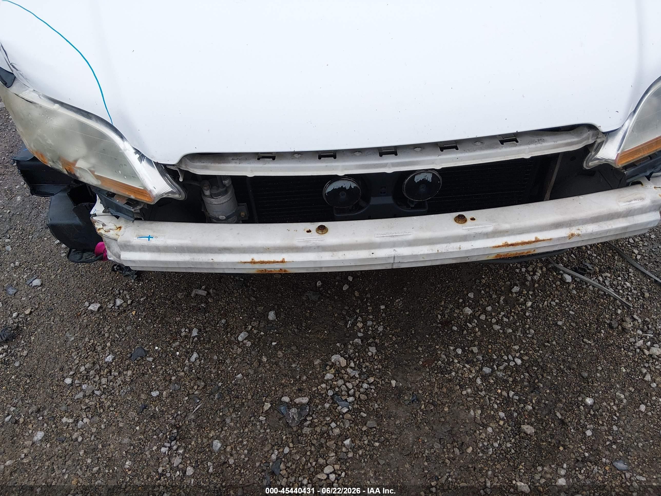 2002 Honda Accord 2.3 Ex Белый vin: 1HGCG56602A083221