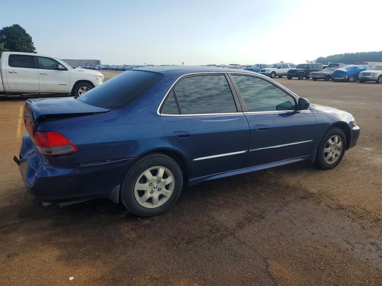 2001 Honda Accord Ex Blue vin: 1HGCG56621A012827