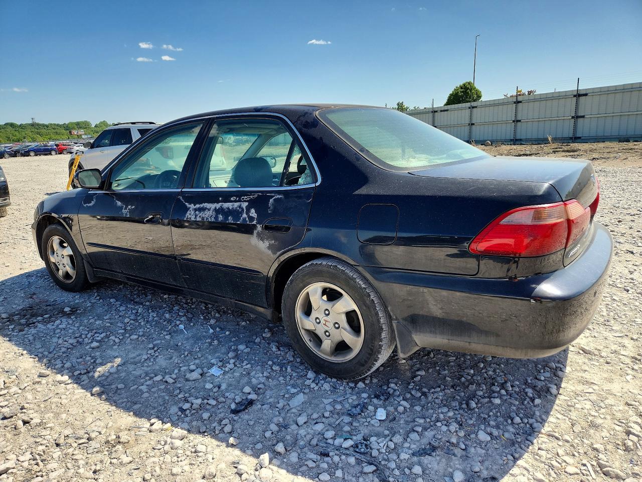 2000 Honda Accord Ex Черный vin: 1HGCG5662YA151866