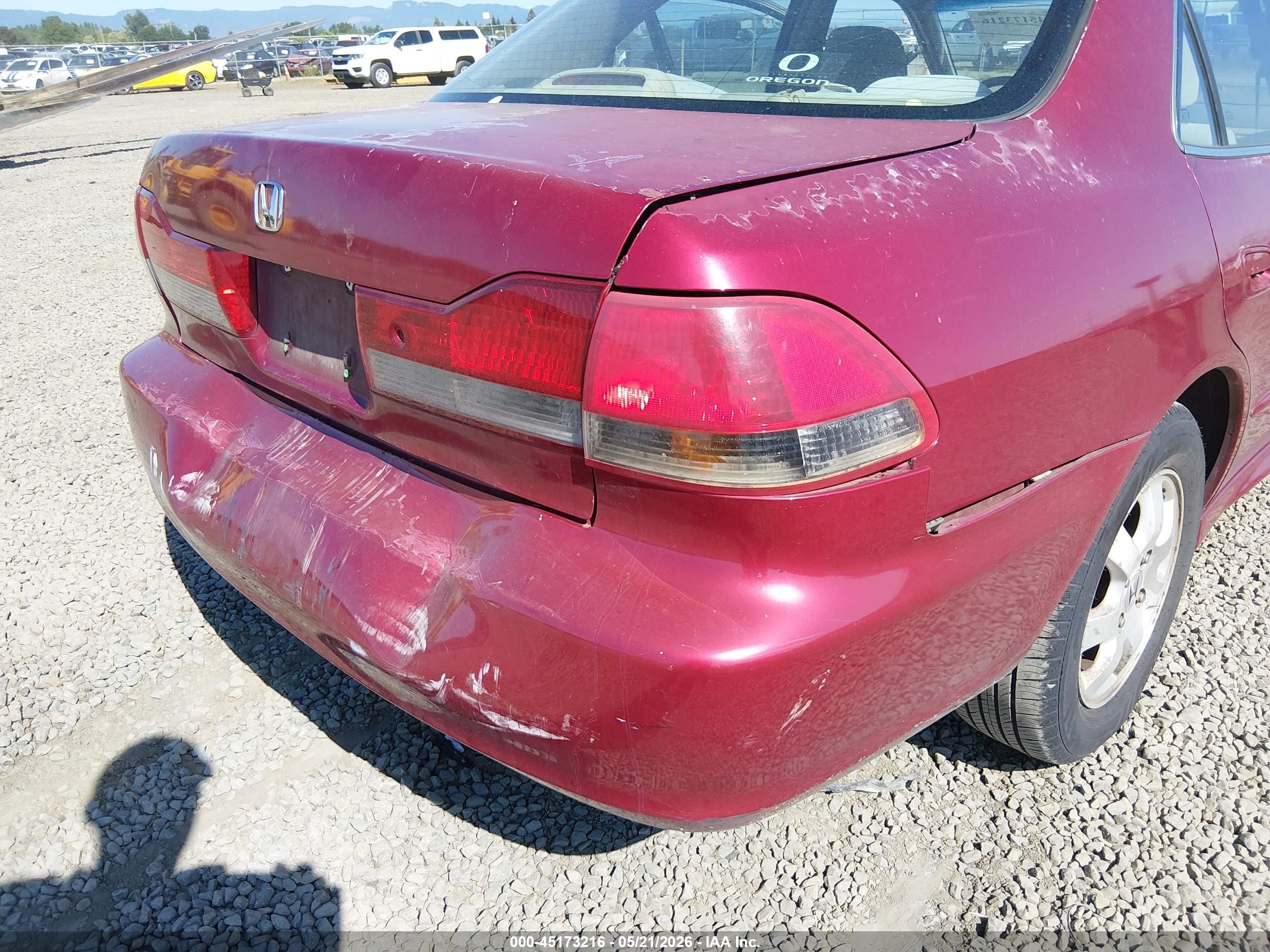 2001 Honda Accord 2.3 Ex Red vin: 1HGCG56631A003313