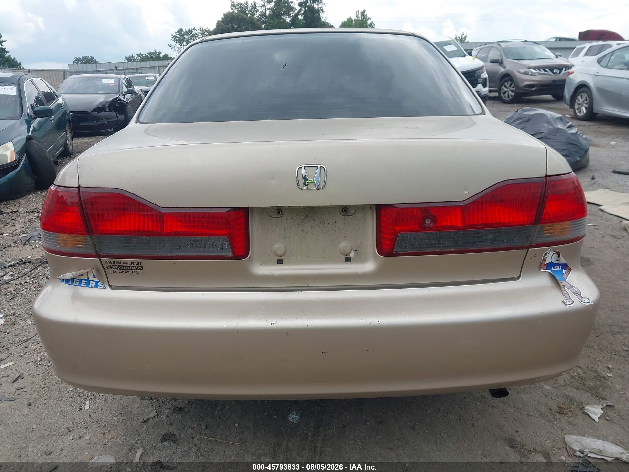 2001 Honda Accord 2.3 Ex Желто-коричневый vin: 1HGCG56631A038966