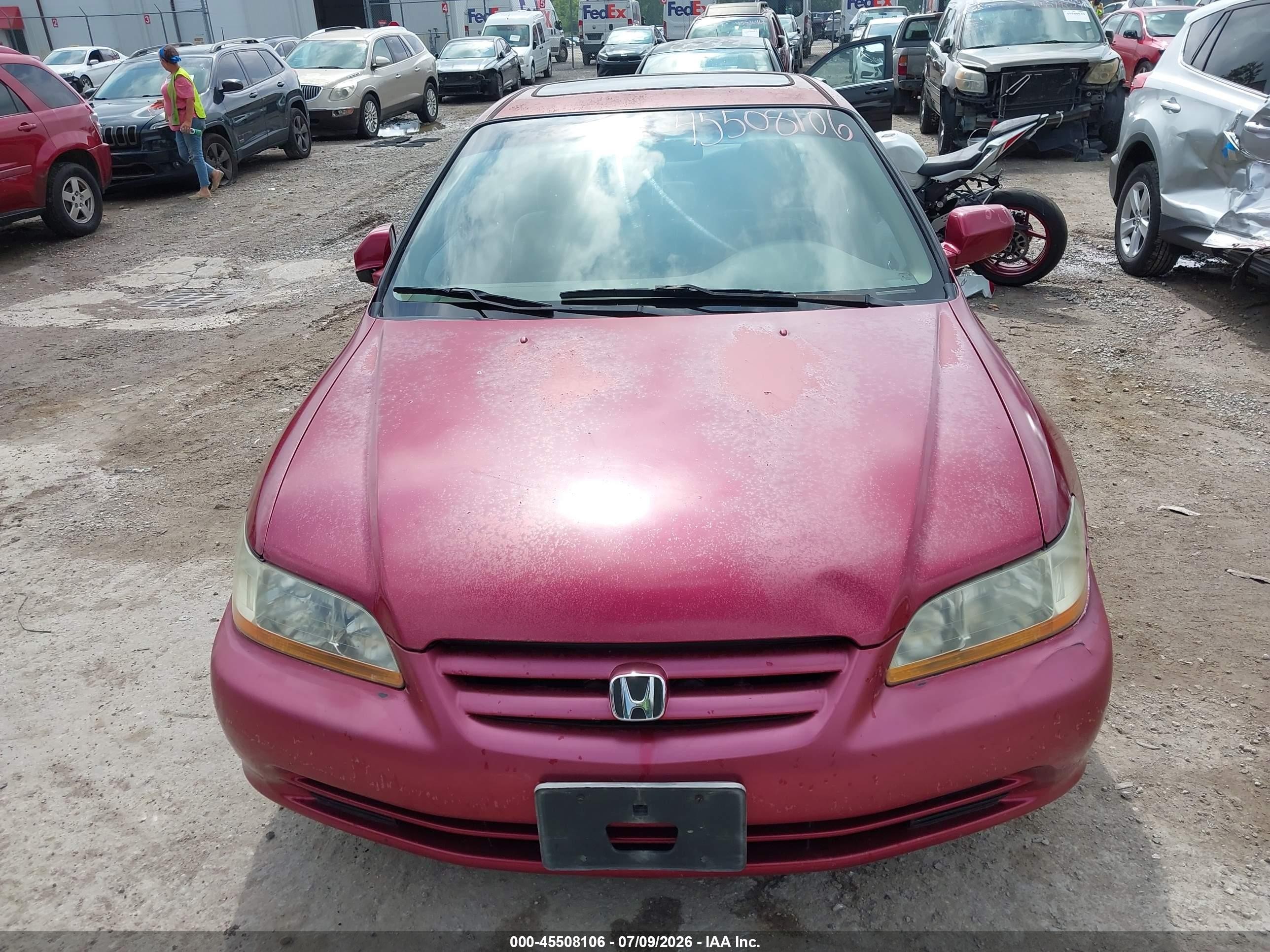 2002 Honda Accord 2.3 Ex Red vin: 1HGCG566328083293