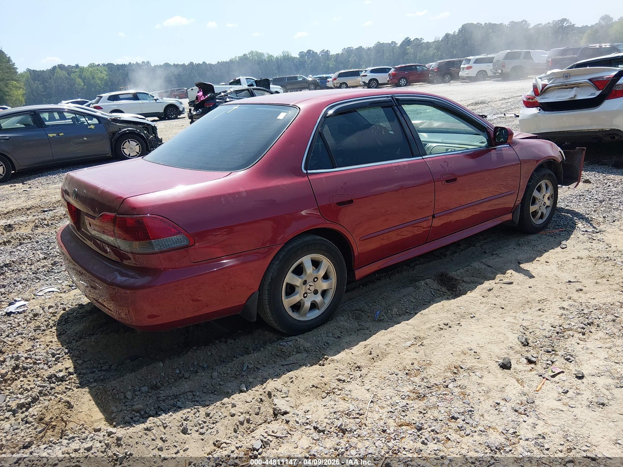 2002 Honda Accord 2.3 Ex Красный vin: 1HGCG56632A083861