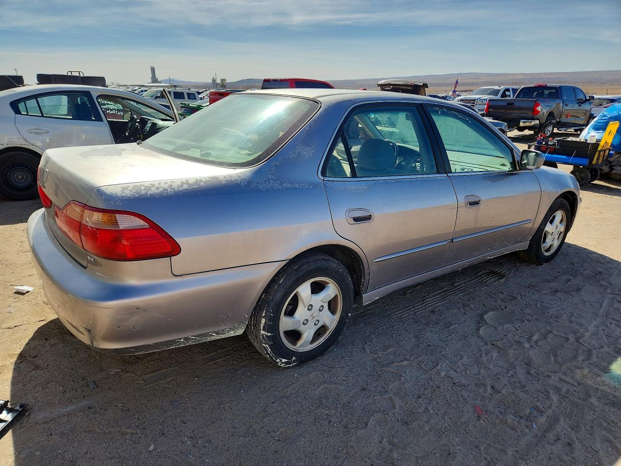 2000 Honda Accord Ex Tan vin: 1HGCG5663YA077390