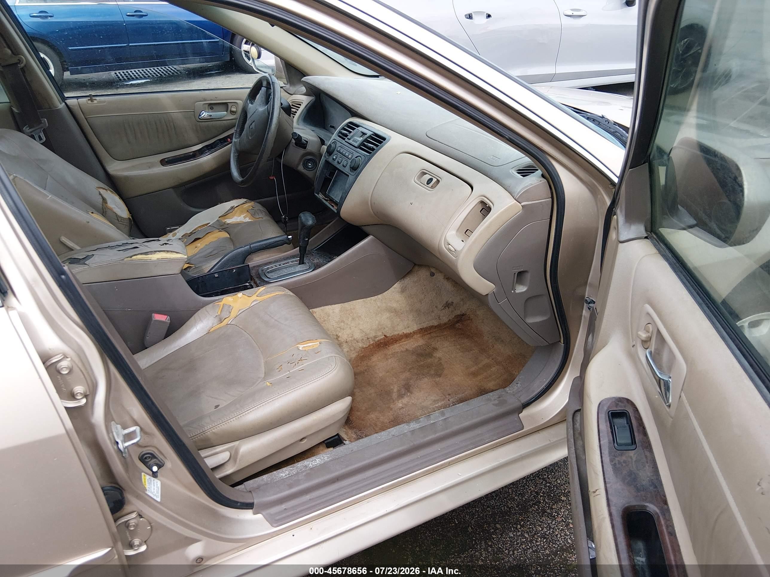 2001 Honda Accord 2.3 Ex Gold vin: 1HGCG56651A042355